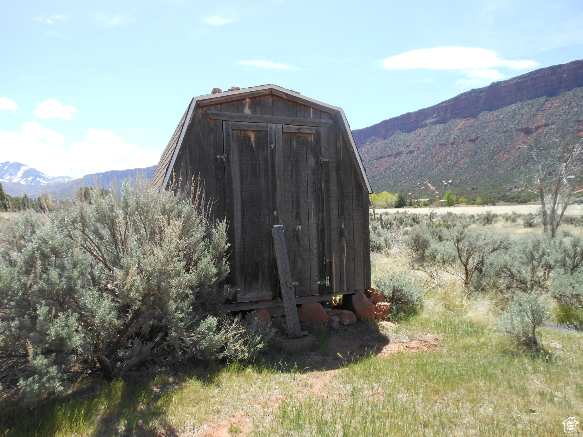 308 E HOLYOAK, Castle Valley, Utah 84532, 1 Bedroom Bedrooms, 4 Rooms Rooms,1 BathroomBathrooms,Residential,For sale,HOLYOAK,1993681