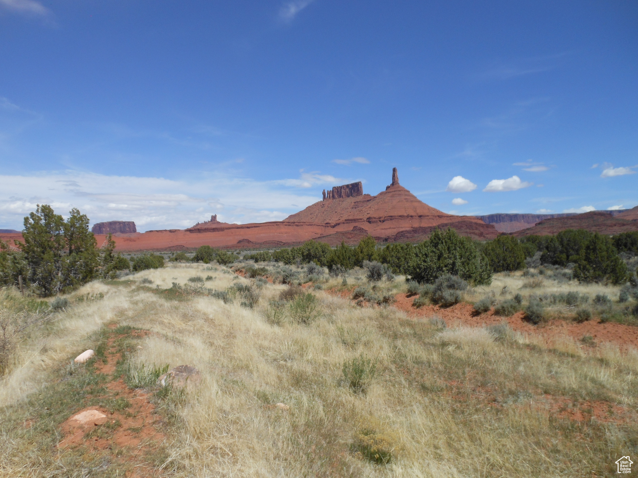 308 E HOLYOAK, Castle Valley, Utah 84532, 1 Bedroom Bedrooms, 4 Rooms Rooms,1 BathroomBathrooms,Residential,For sale,HOLYOAK,1993681