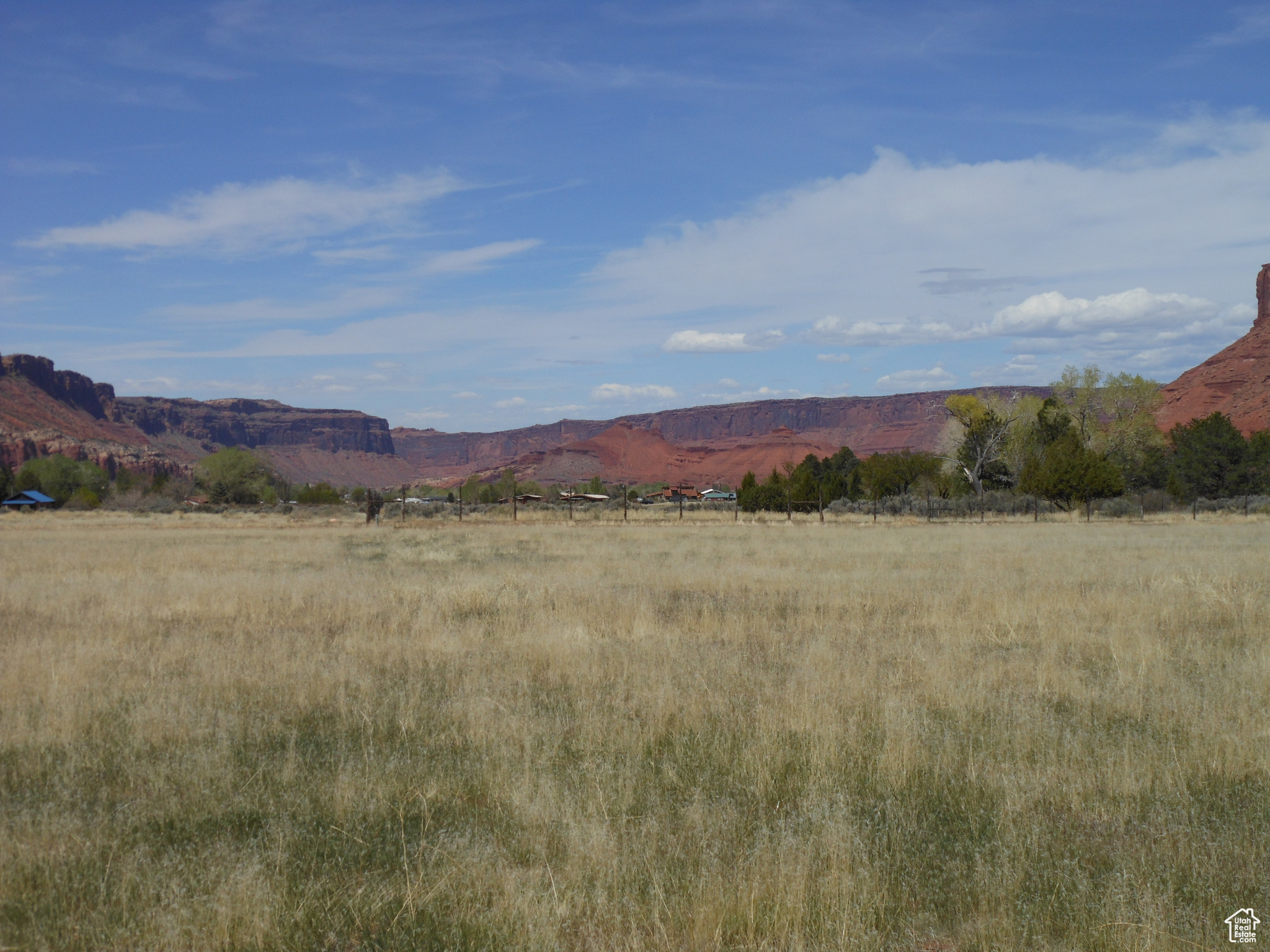 308 E HOLYOAK, Castle Valley, Utah 84532, 1 Bedroom Bedrooms, 4 Rooms Rooms,1 BathroomBathrooms,Residential,For sale,HOLYOAK,1993681