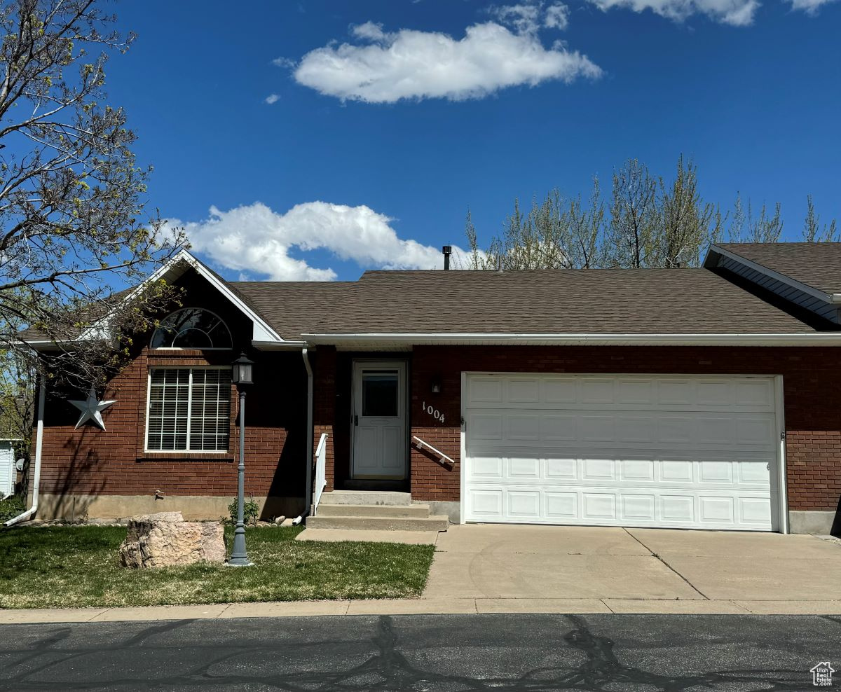 1004 E 5750 S, South Ogden, Utah 84405, 3 Bedrooms Bedrooms, 11 Rooms Rooms,1 BathroomBathrooms,Residential,For sale,5750,1993691