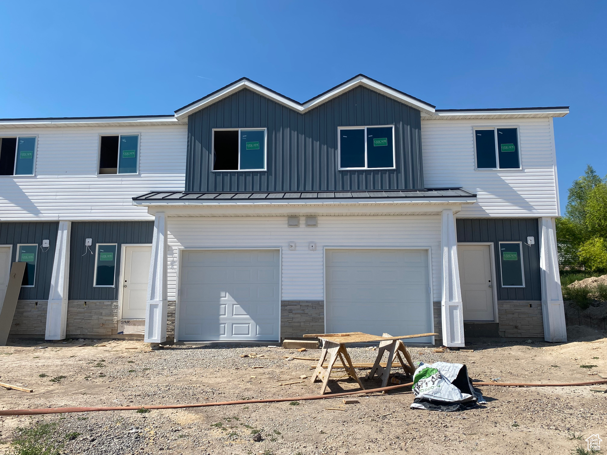 View of front of home featuring a garage