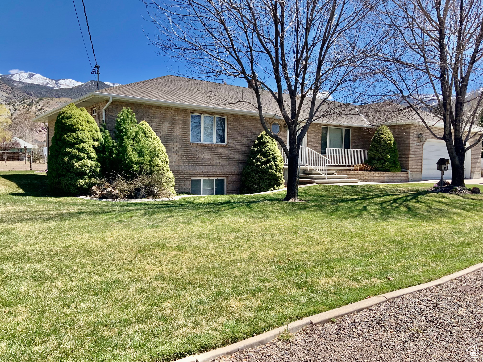 375 S 200 E, Monroe, Utah 84754, 4 Bedrooms Bedrooms, 17 Rooms Rooms,1 BathroomBathrooms,Residential,For sale,200,1994019