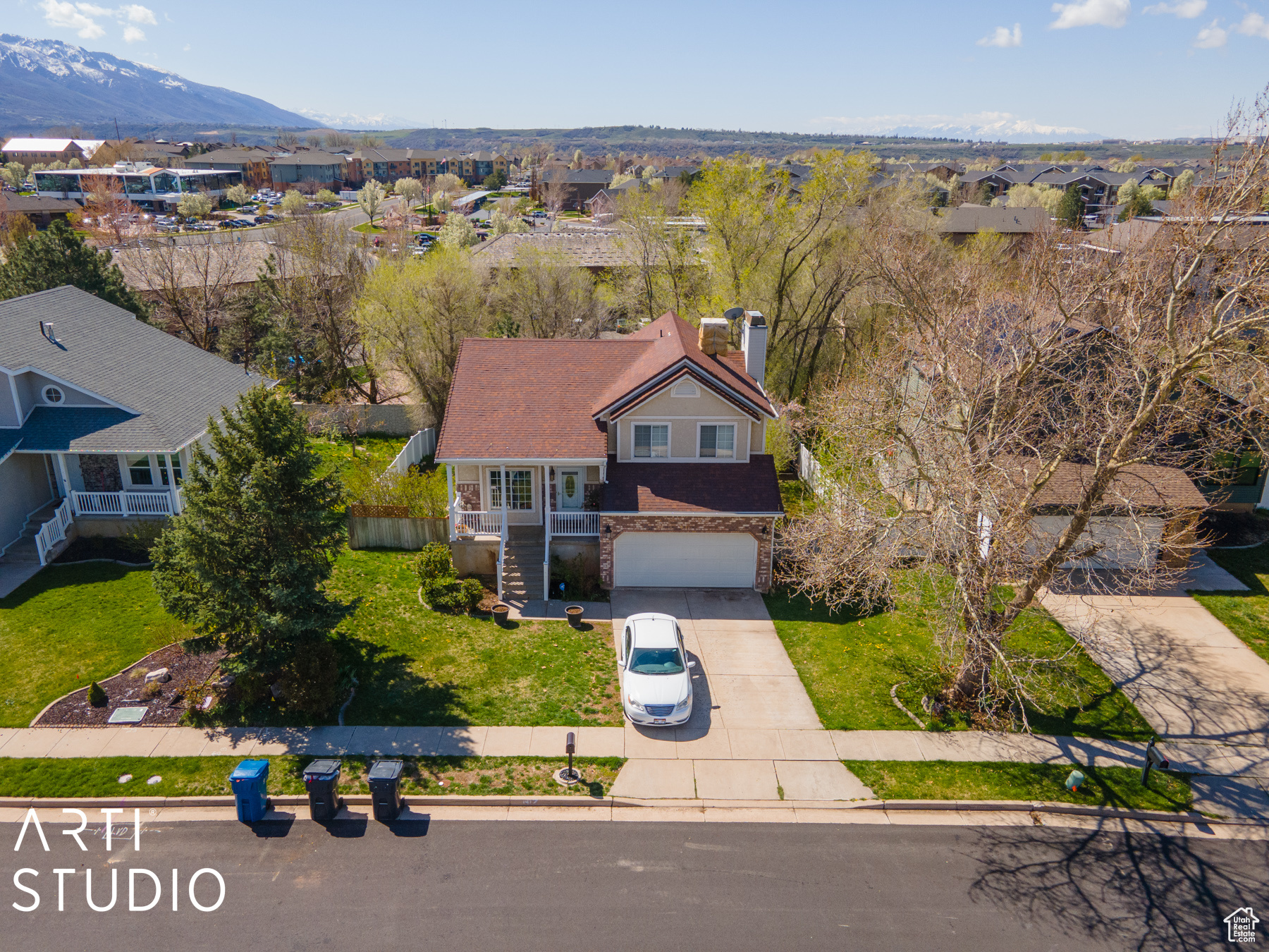 1417 E 5875 S, South Ogden, Utah 84405, 3 Bedrooms Bedrooms, 12 Rooms Rooms,2 BathroomsBathrooms,Residential,For sale,5875,1994113