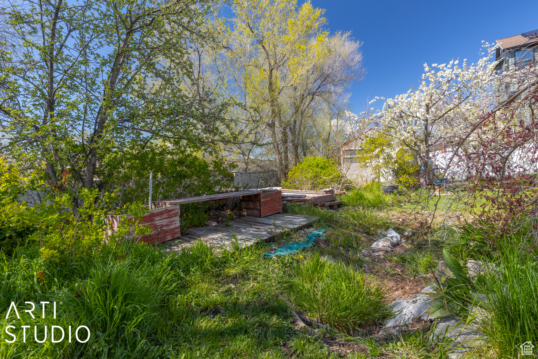 1417 E 5875 S, South Ogden, Utah 84405, 3 Bedrooms Bedrooms, 12 Rooms Rooms,2 BathroomsBathrooms,Residential,For sale,5875,1994113