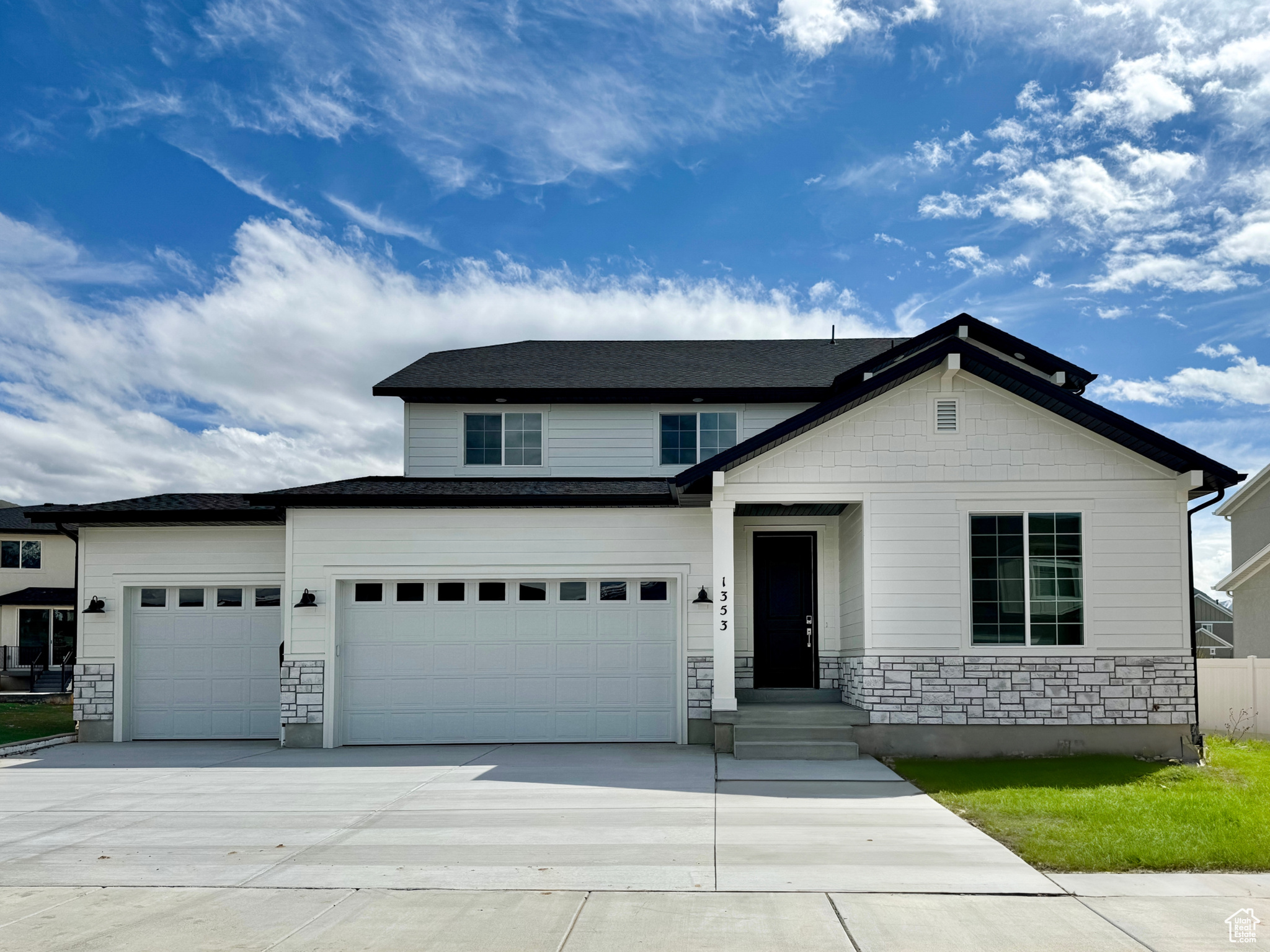 1353 W MAPLETON HEIGHTS CT S, Mapleton, Utah 84664, 4 Bedrooms Bedrooms, 15 Rooms Rooms,3 BathroomsBathrooms,Residential Lease,For sale,MAPLETON HEIGHTS CT,1994135