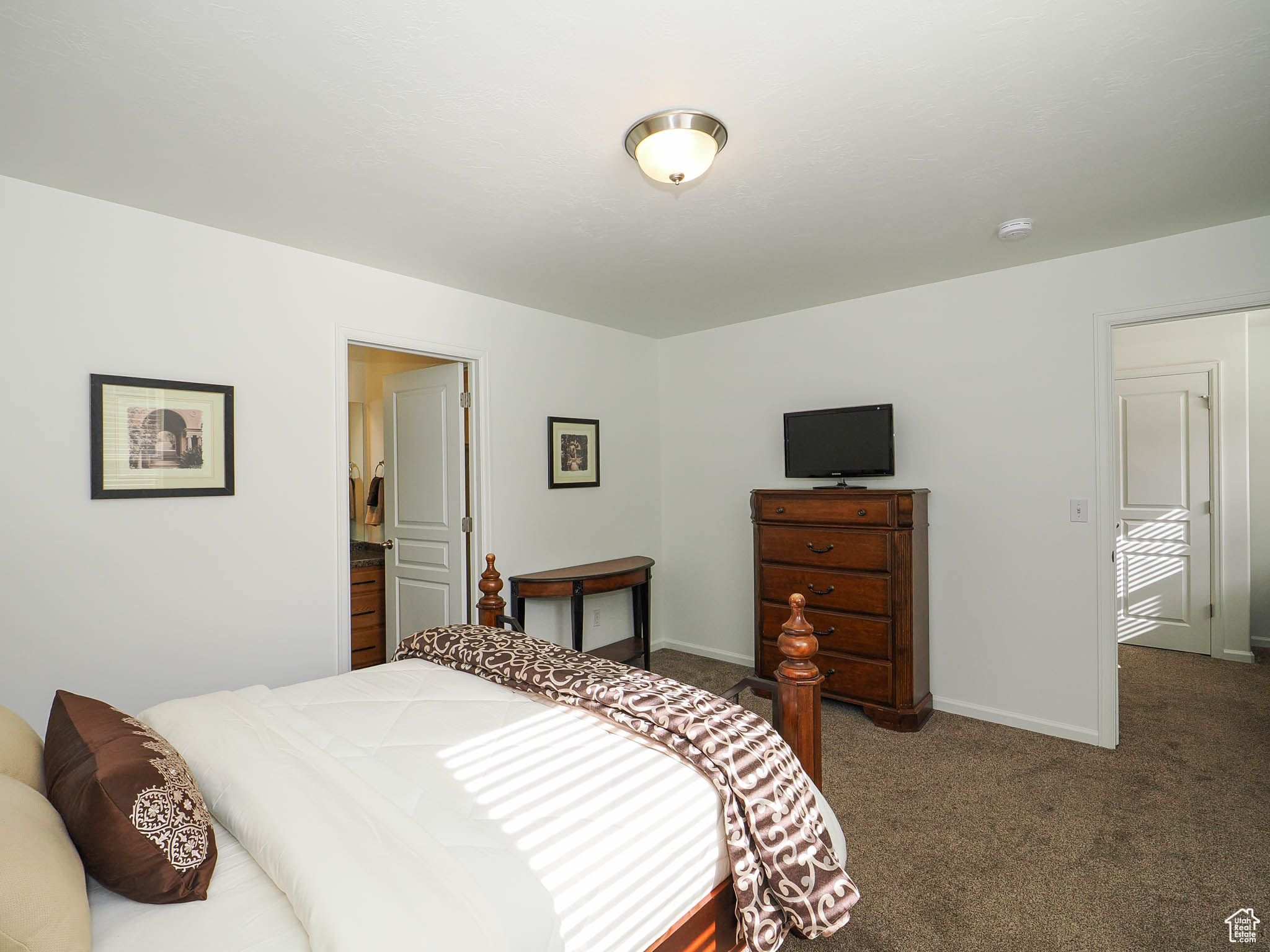 1451 W STONE MEADOW S, West Jordan, Utah 84088, 2 Bedrooms Bedrooms, 9 Rooms Rooms,2 BathroomsBathrooms,Residential,For sale,STONE MEADOW,1994241