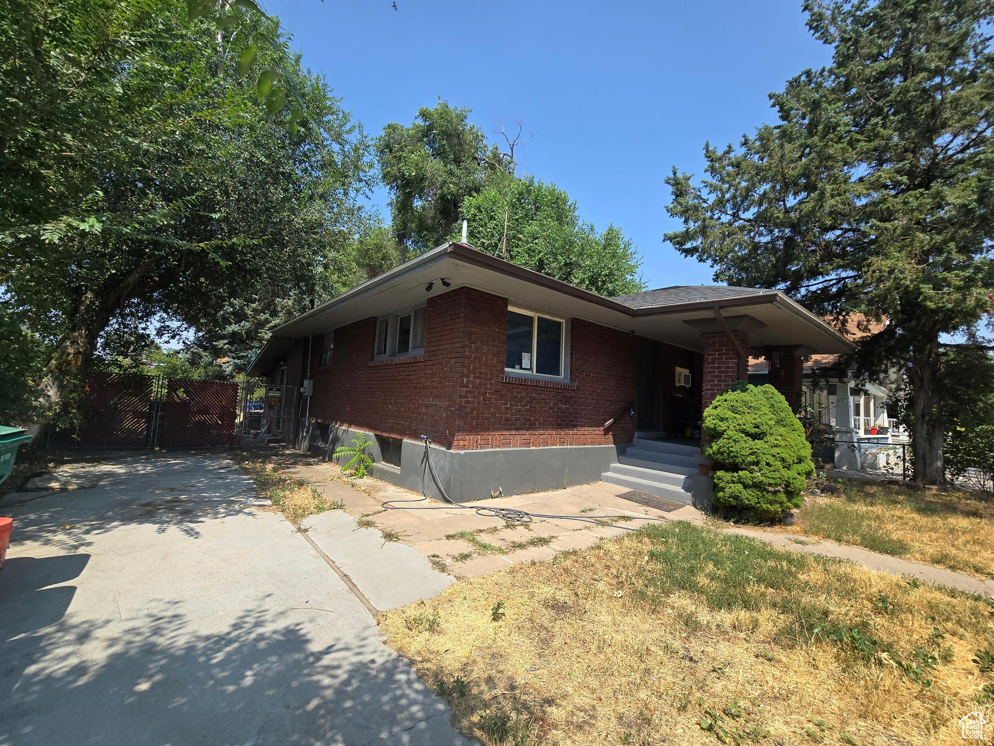 1607 S GRANT, Ogden, Utah 84404, 2 Bedrooms Bedrooms, 8 Rooms Rooms,1 BathroomBathrooms,Residential,For sale,GRANT,1994614