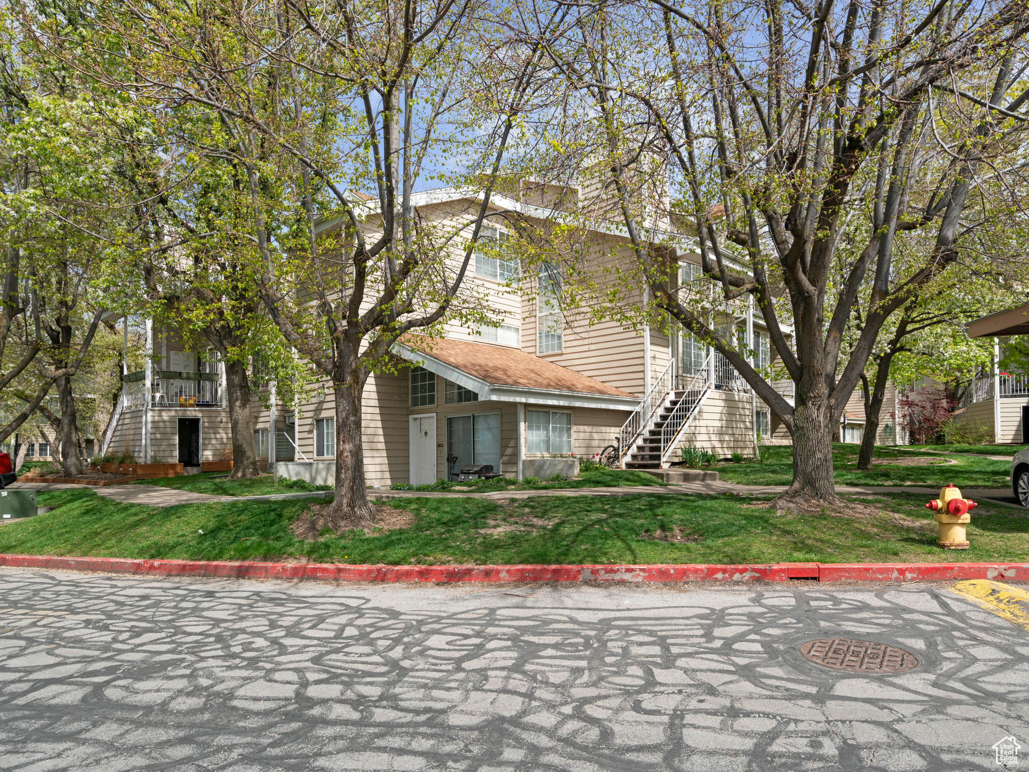 650 S MAIN E #7201, Bountiful, Utah 84010, 2 Bedrooms Bedrooms, 7 Rooms Rooms,1 BathroomBathrooms,Residential,For sale,MAIN,1994703