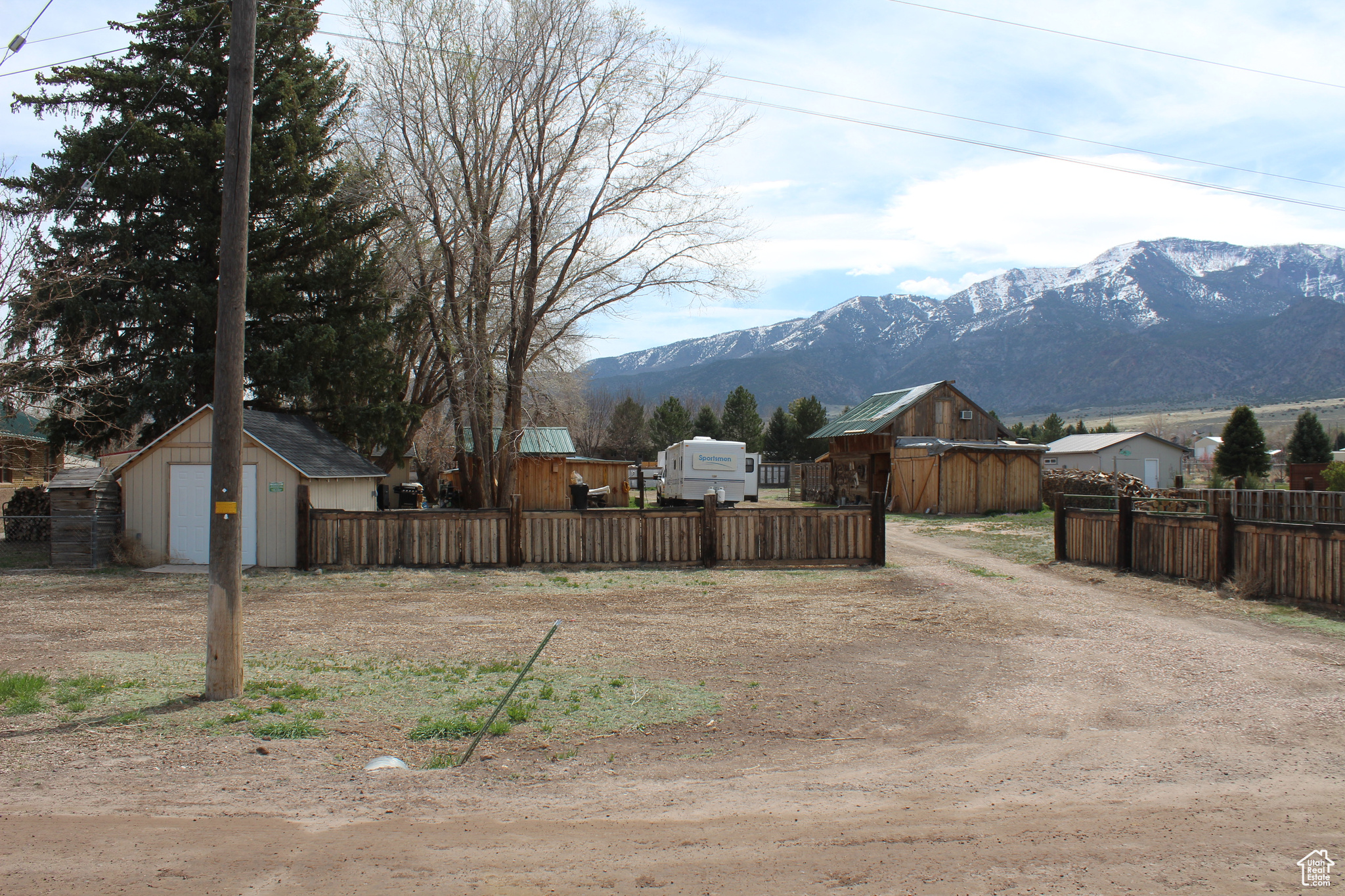 south side approach to property