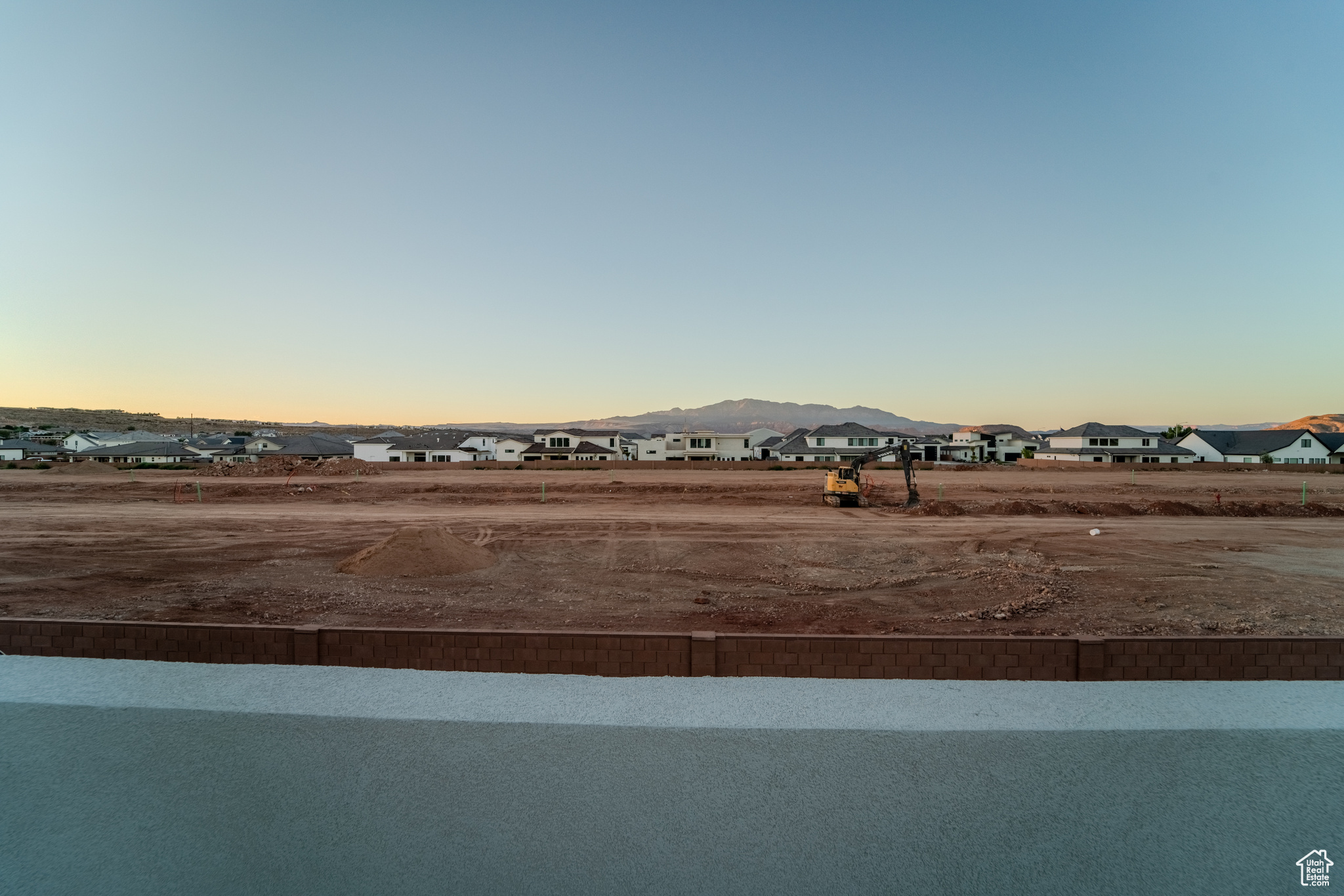 View of yard at dusk