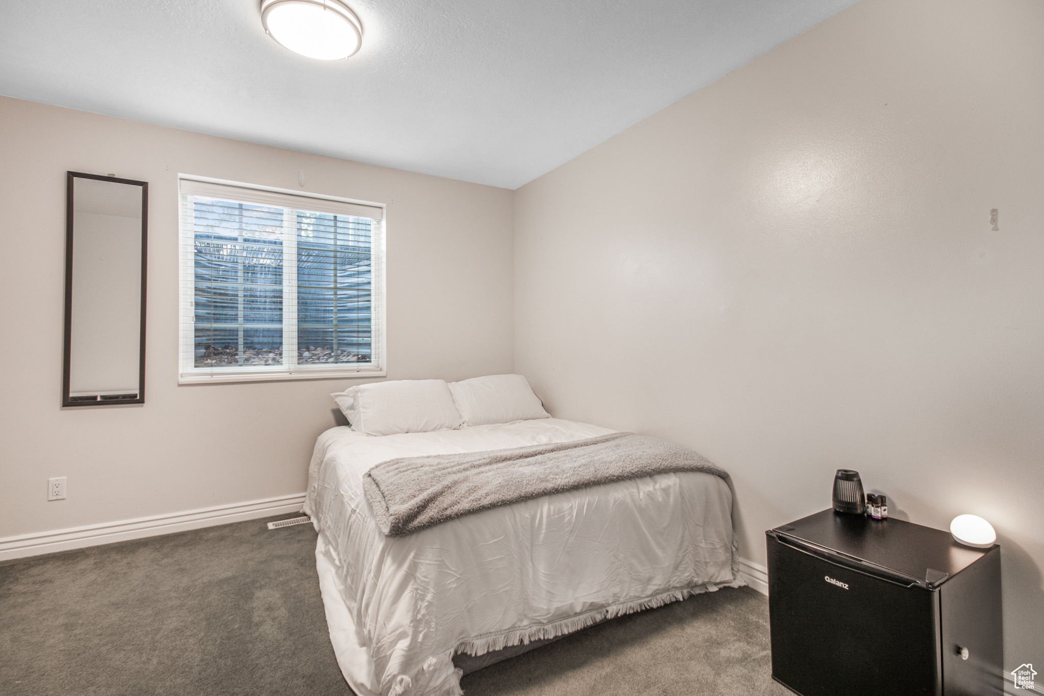 136 N 200 E, Santaquin, Utah 84655, 6 Bedrooms Bedrooms, 21 Rooms Rooms,3 BathroomsBathrooms,Residential,For sale,200,1995010