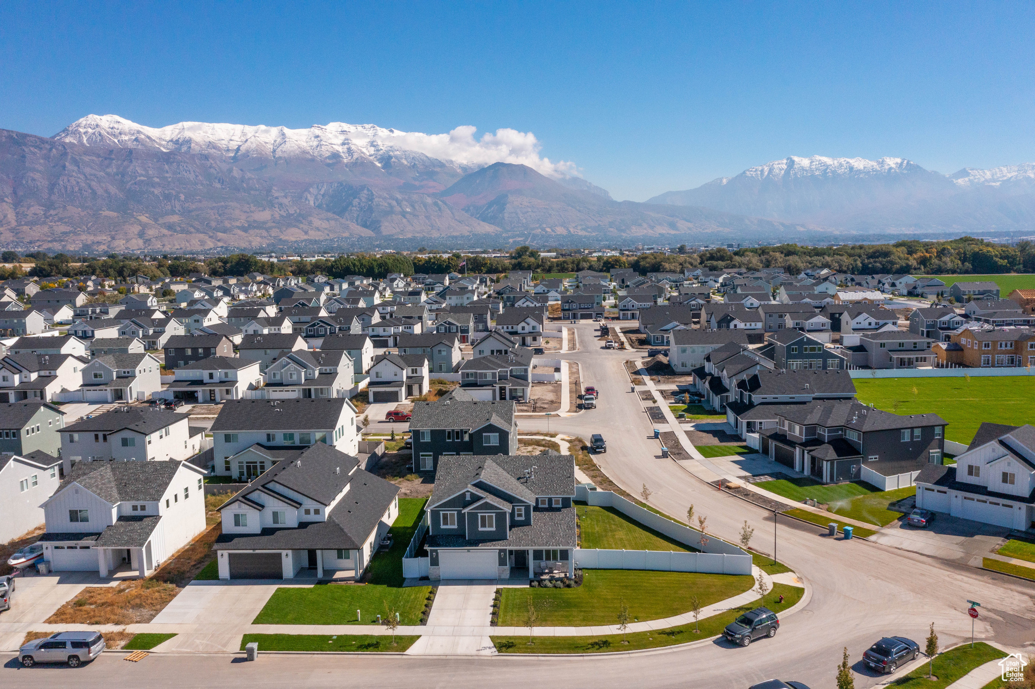 Drone / aerial view with a mountain view