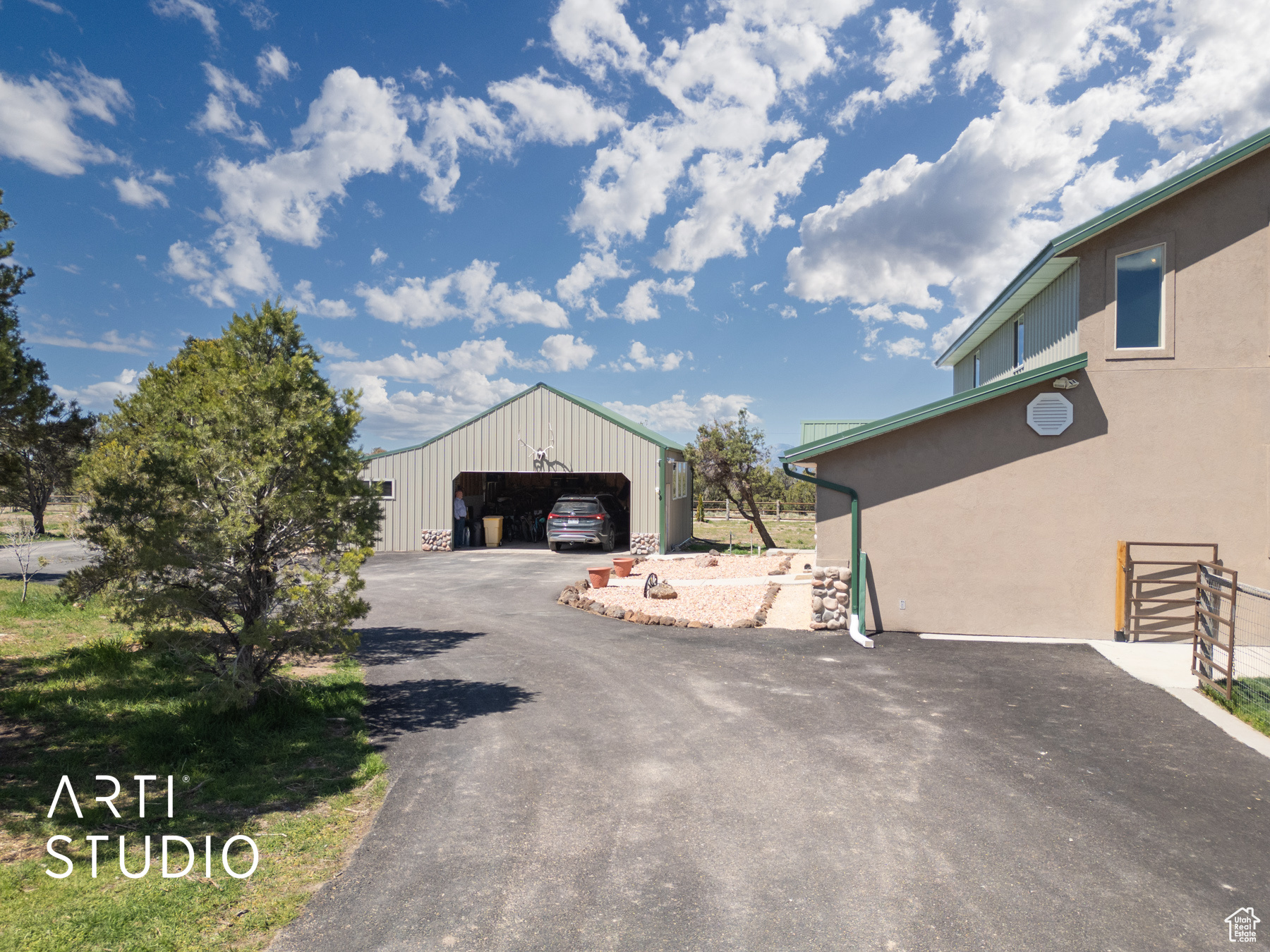 Detached Garage with office