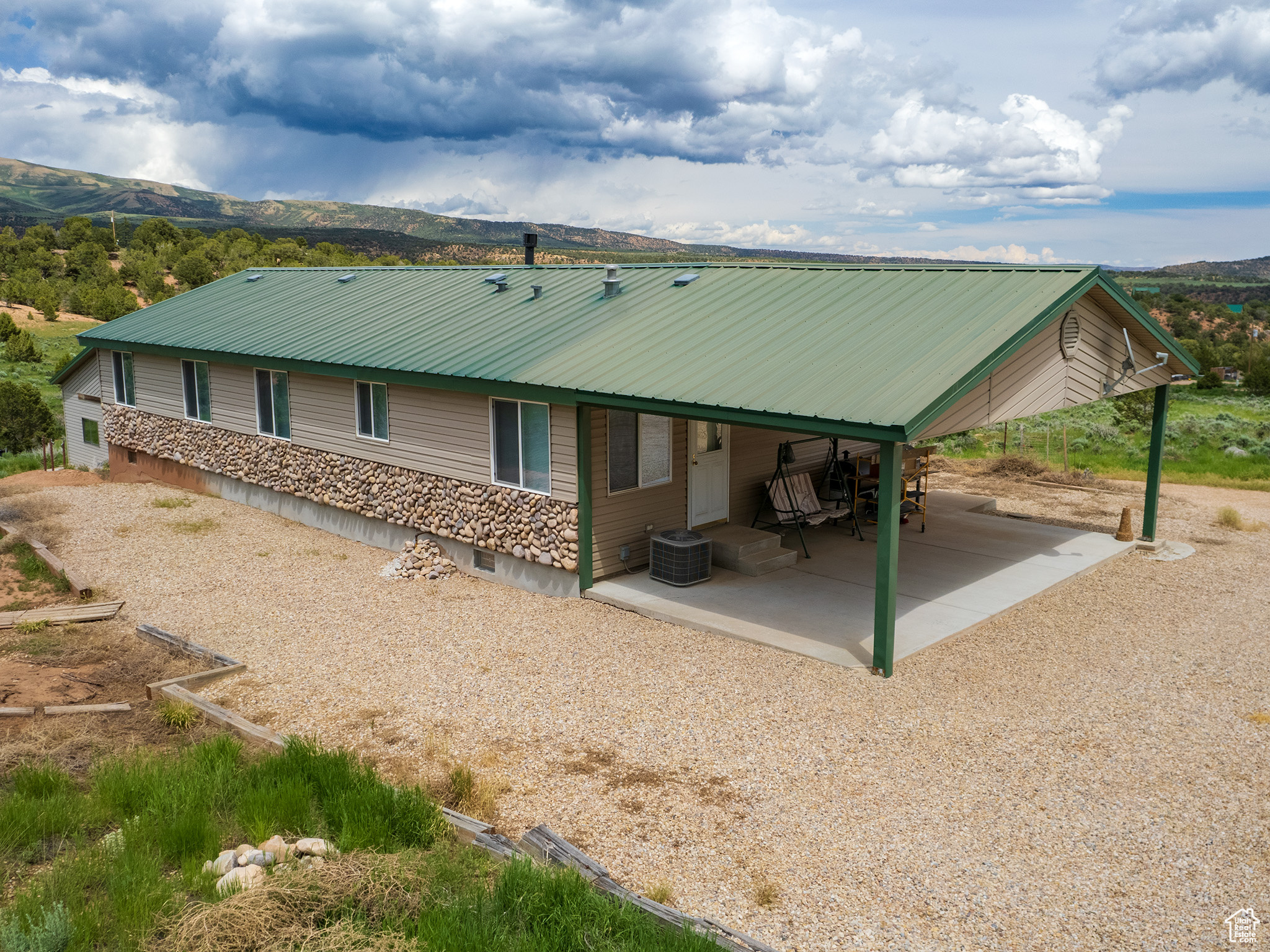 1768 S MADHATTER, Fruitland, Utah 84027, 3 Bedrooms Bedrooms, 5 Rooms Rooms,2 BathroomsBathrooms,Residential,For sale,MADHATTER,1995156