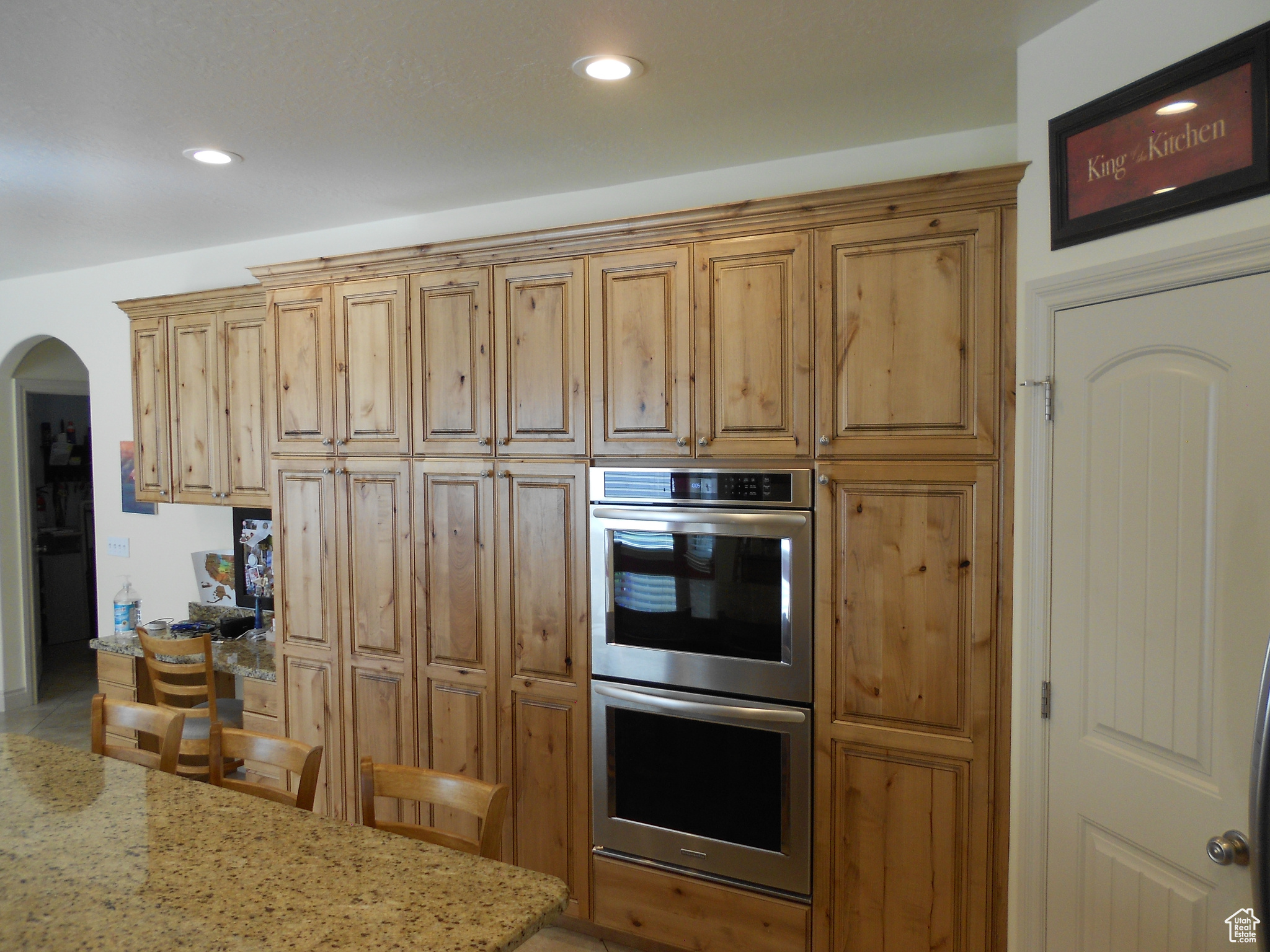 Alder Cabinets with Double Ovens