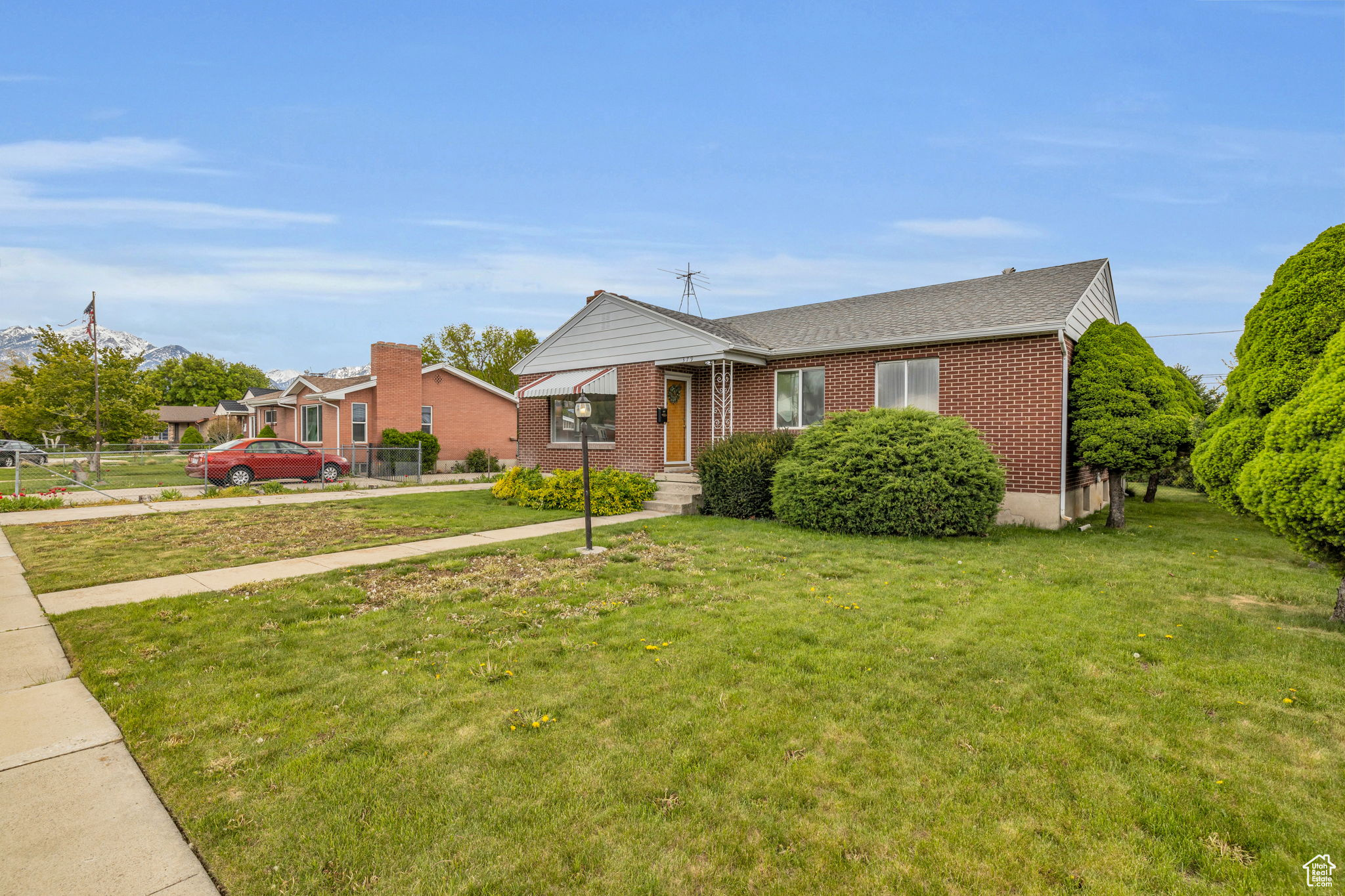 View of front of home with a front lawn