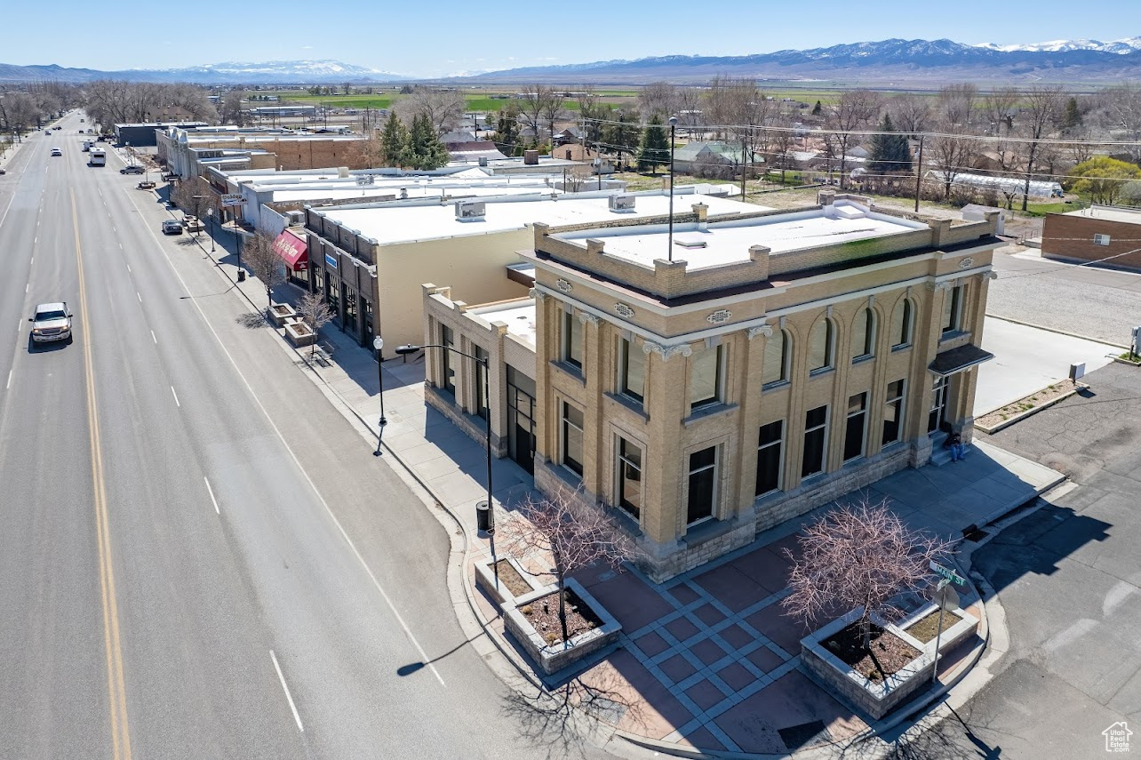 Main Street Gunnison in front of the Historic Bank