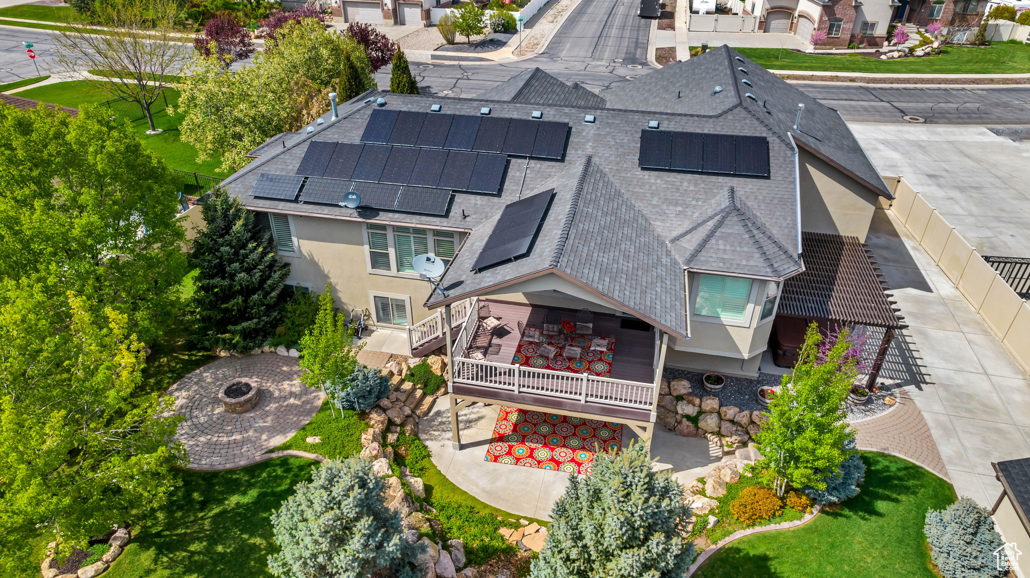 Bird's eye view from the back of the home and solar panels
