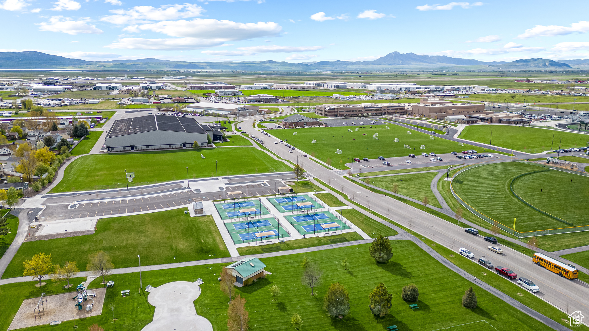 Bird's eye view featuring a mountain view