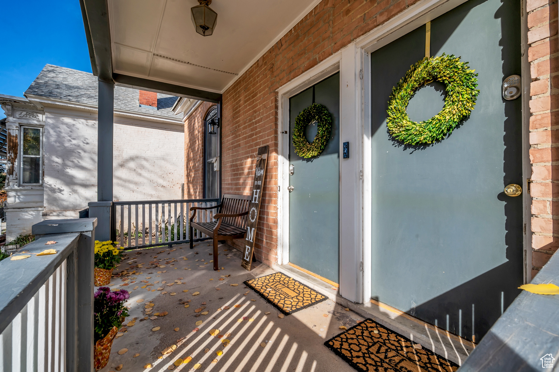 Entrance to property featuring a porch