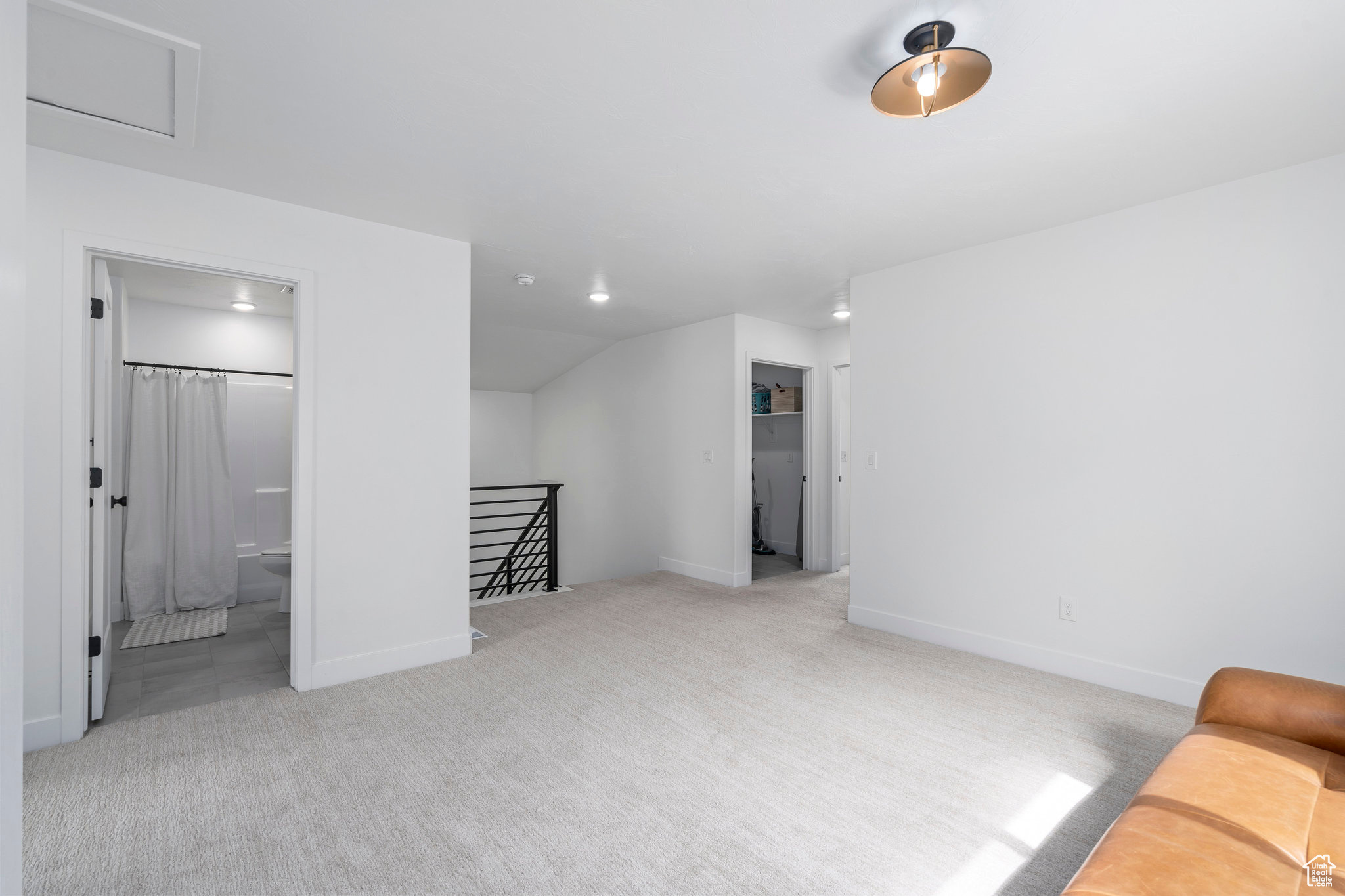 FAMILY ROOM/ LOFT AREA