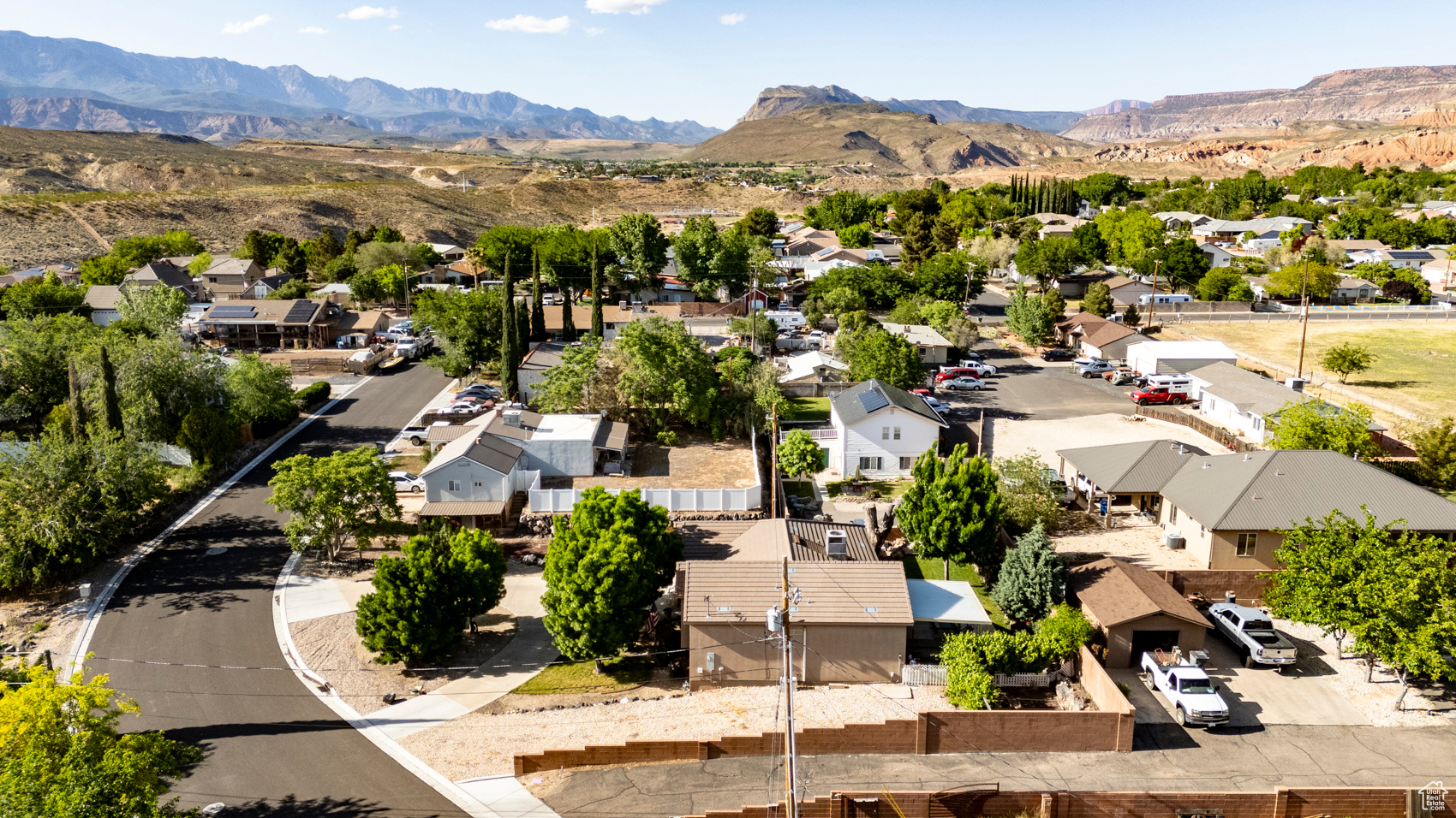 Bird's eye view featuring a mountain view