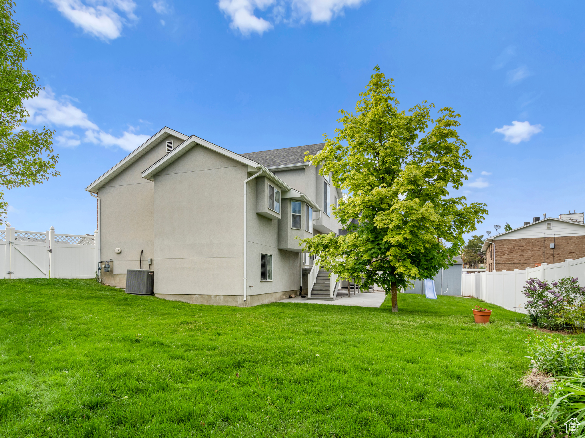 654 E DUCK CREEK S, Murray, Utah 84107, 4 Bedrooms Bedrooms, 11 Rooms Rooms,3 BathroomsBathrooms,Residential,For sale,DUCK CREEK,1996366