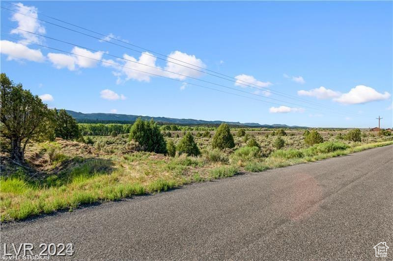 563 S OLD US HIGHWAY 89 #2, Hatch, Utah 84735, ,Land,For sale,OLD US HIGHWAY 89,1996391