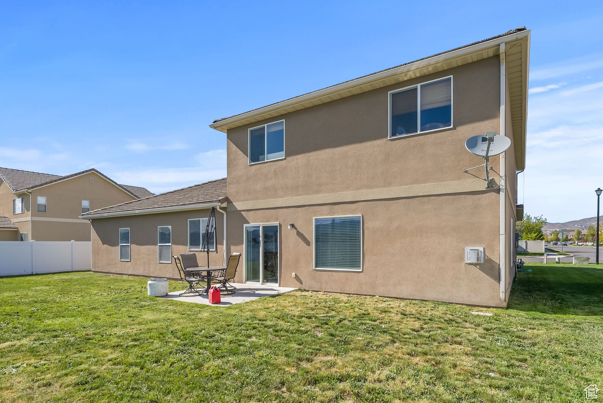 2051 W 400 S, Lehi, Utah 84043, 4 Bedrooms Bedrooms, 16 Rooms Rooms,2 BathroomsBathrooms,Residential,For sale,400,1996634