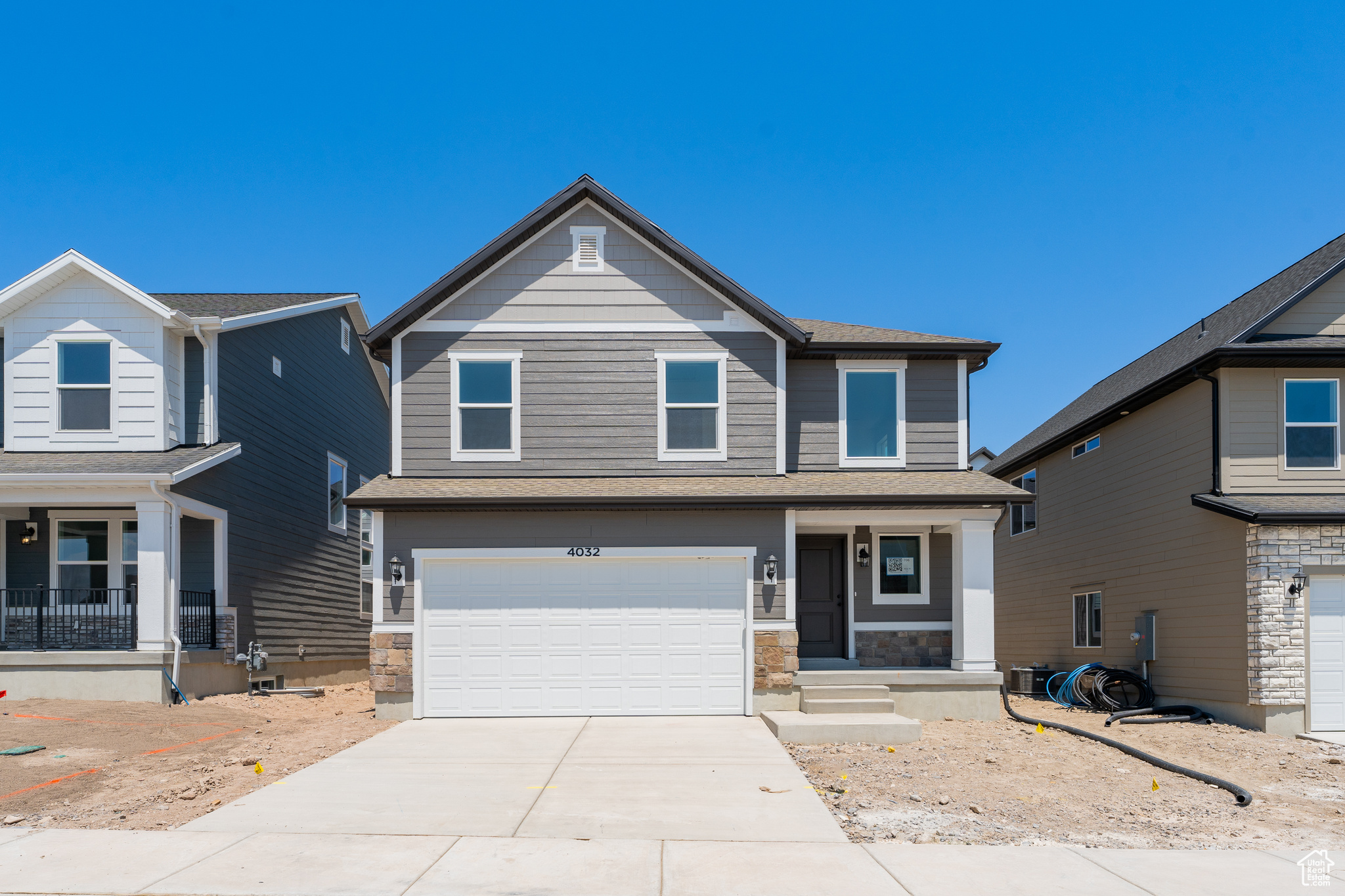 View of front facade with a garage