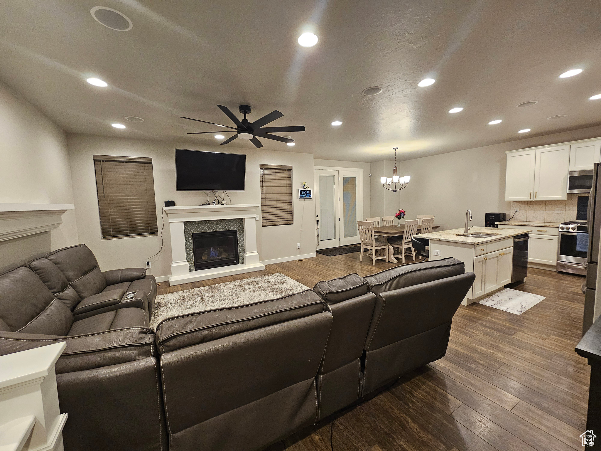 Upstairs Family room w/ Gorgeous fireplace. Perfect for entertaining