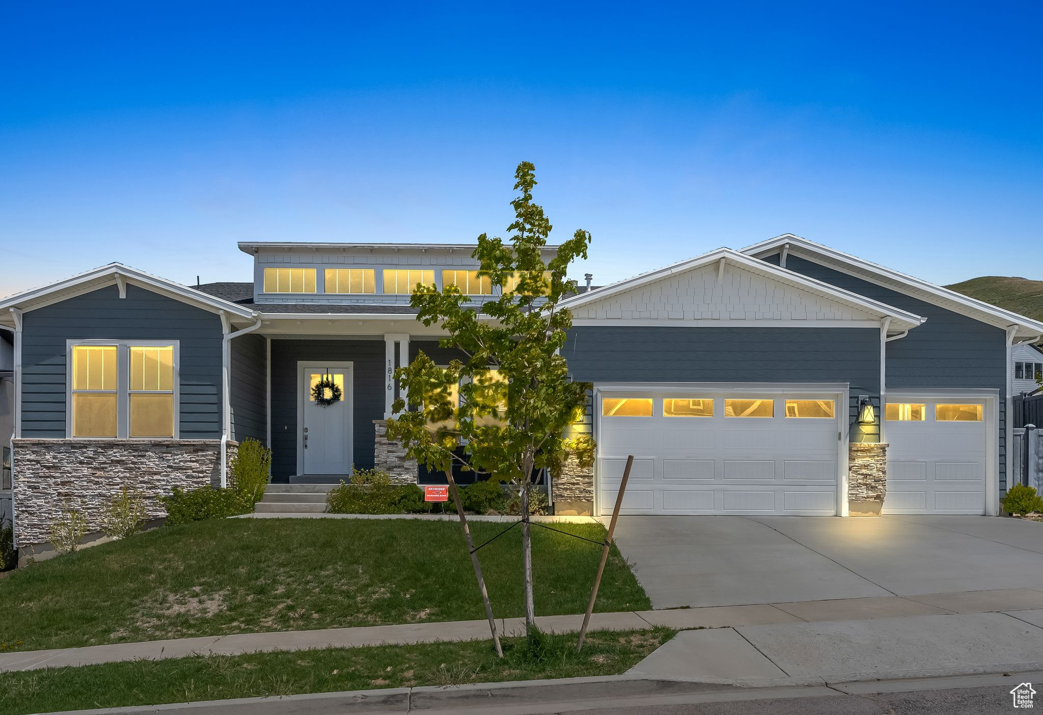 1816 W OAKRIDGE, Lehi, Utah 84043, 3 Bedrooms Bedrooms, 13 Rooms Rooms,2 BathroomsBathrooms,Residential,For sale,OAKRIDGE,1996991