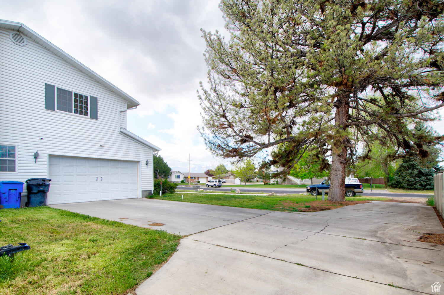 5883 W 13000 S, Herriman, Utah 84096, 4 Bedrooms Bedrooms, 14 Rooms Rooms,2 BathroomsBathrooms,Residential,For sale,13000,1997274