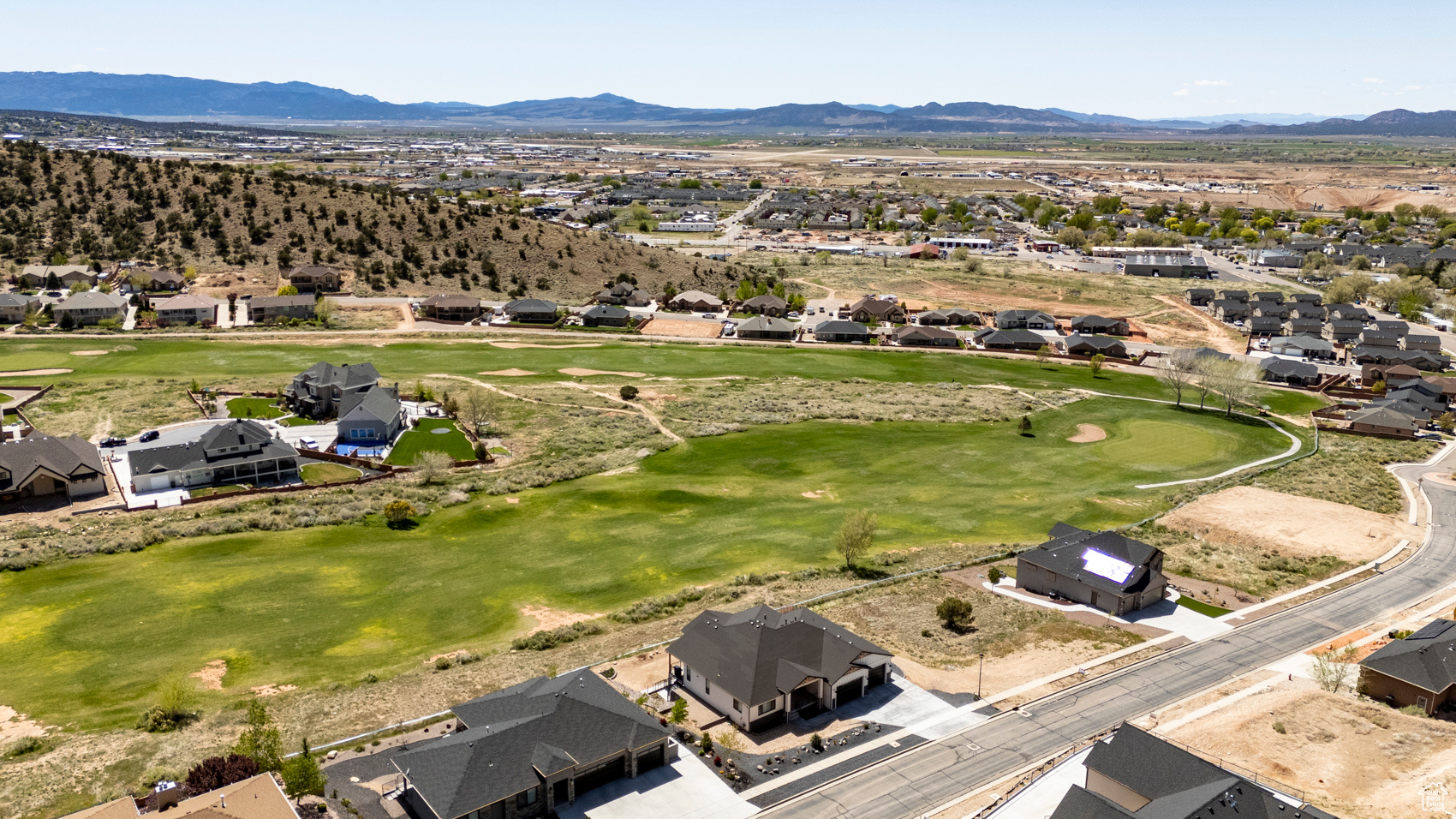 1501 N KNOLL, Cedar City, Utah 84721, 4 Bedrooms Bedrooms, 16 Rooms Rooms,3 BathroomsBathrooms,Residential,For sale,KNOLL,1997335