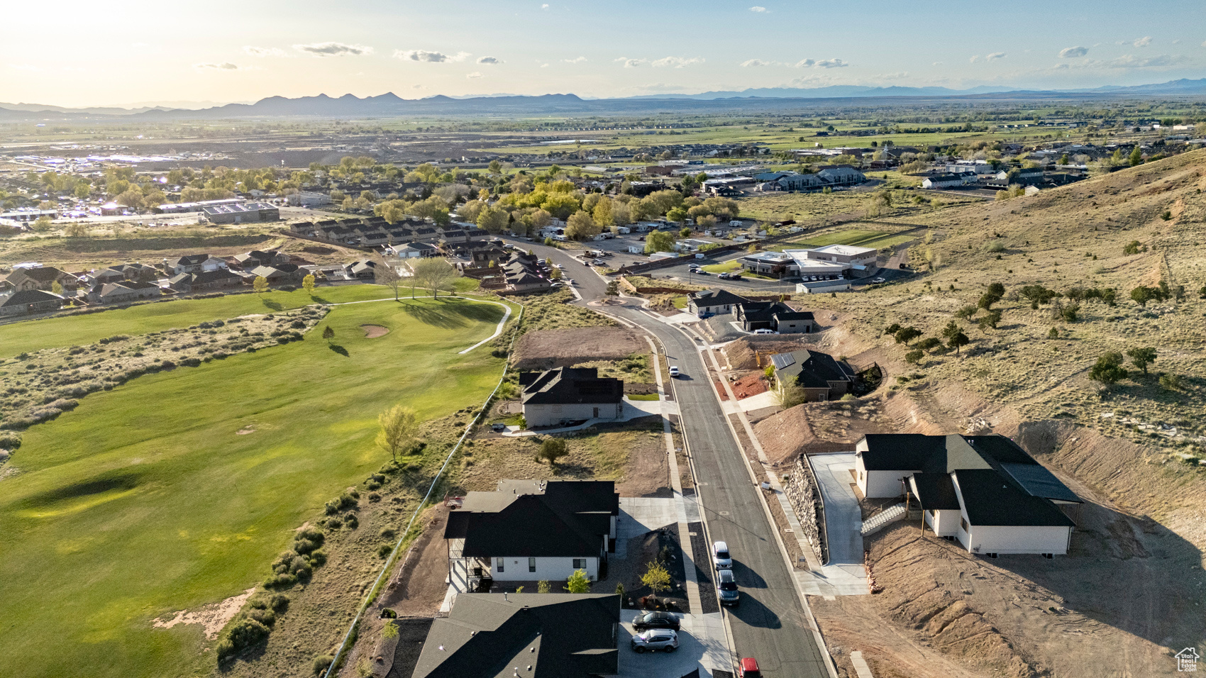 1501 N KNOLL, Cedar City, Utah 84721, 4 Bedrooms Bedrooms, 16 Rooms Rooms,3 BathroomsBathrooms,Residential,For sale,KNOLL,1997335