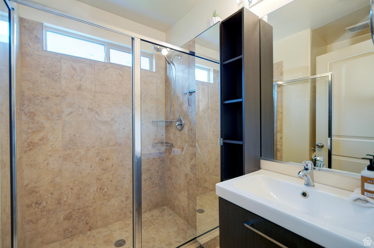 MAIN BATHROOM WITH LARGE SHOWER