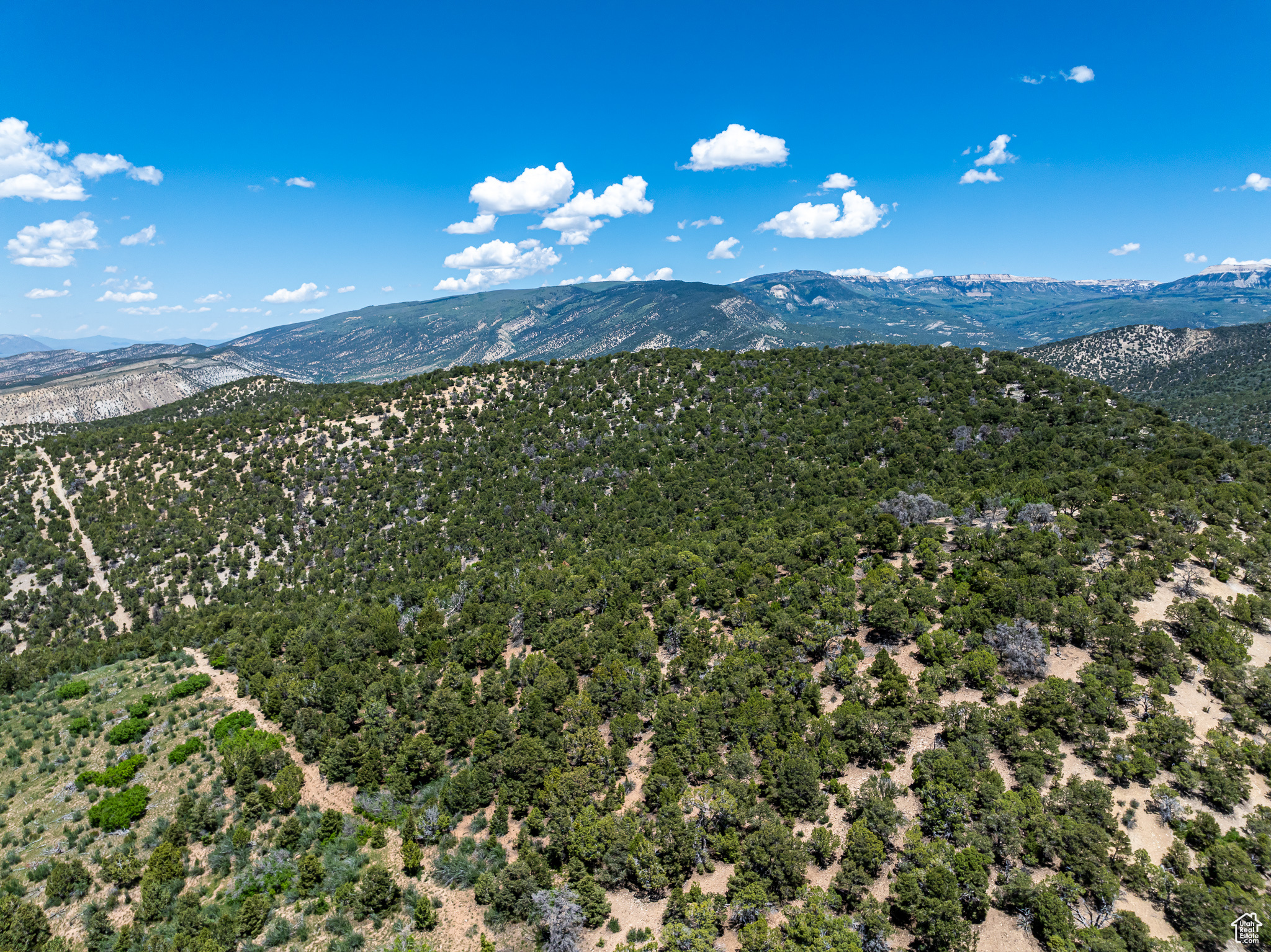 View of mountain feature