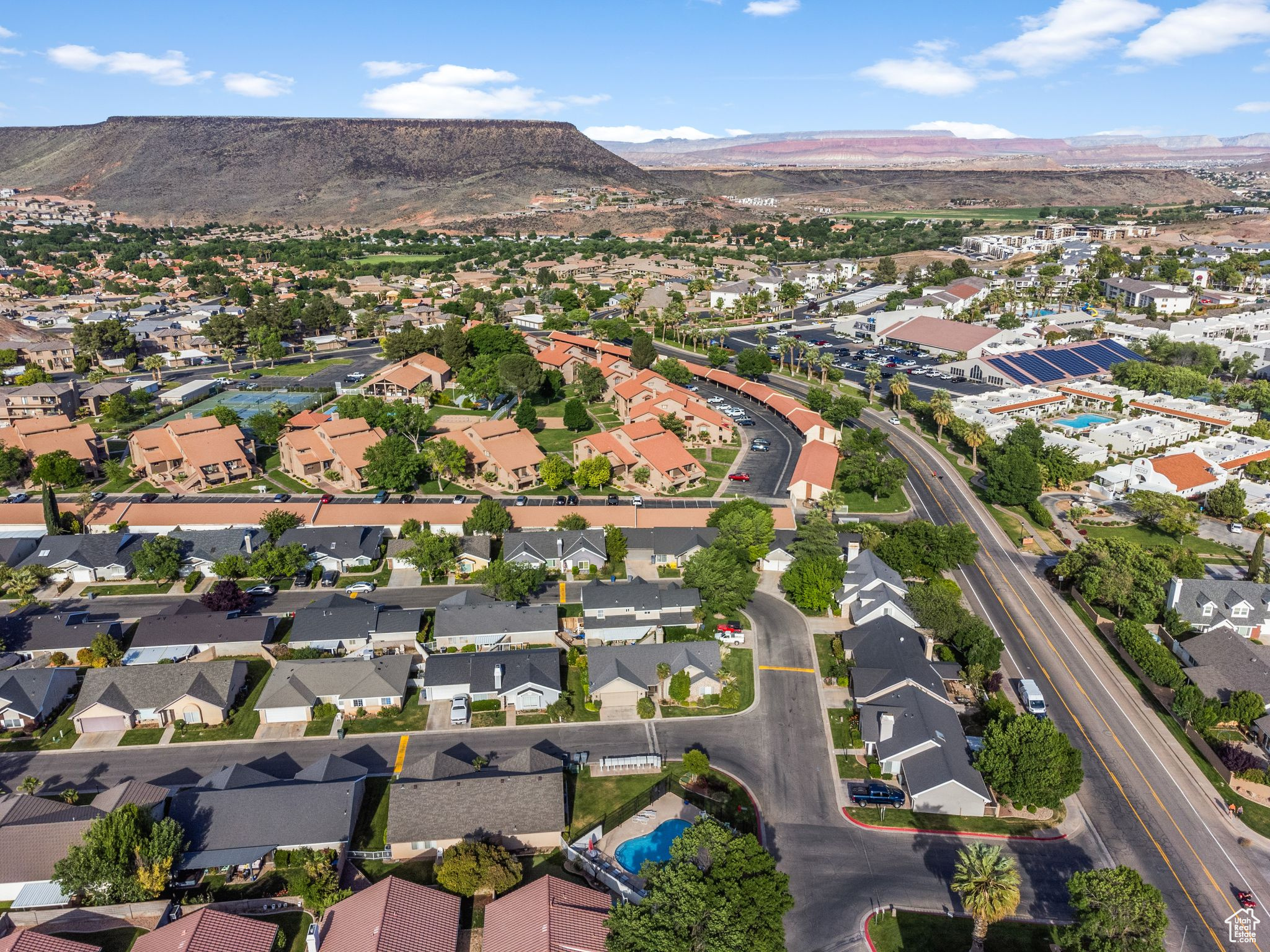 2050 W CANYON VIEW #21, St. George, Utah 84770, 3 Bedrooms Bedrooms, 10 Rooms Rooms,1 BathroomBathrooms,Residential,For sale,CANYON VIEW,1997599