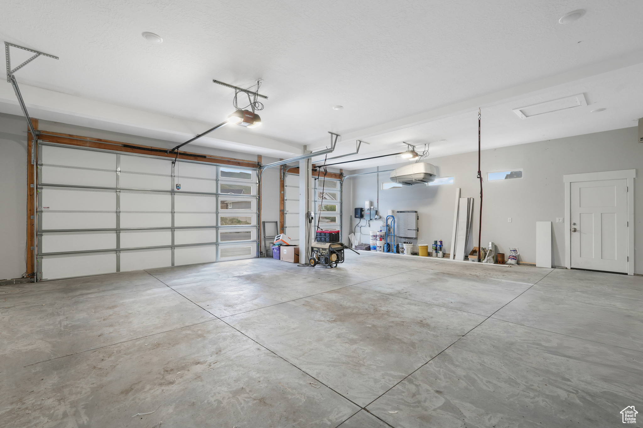 3-Car Garage