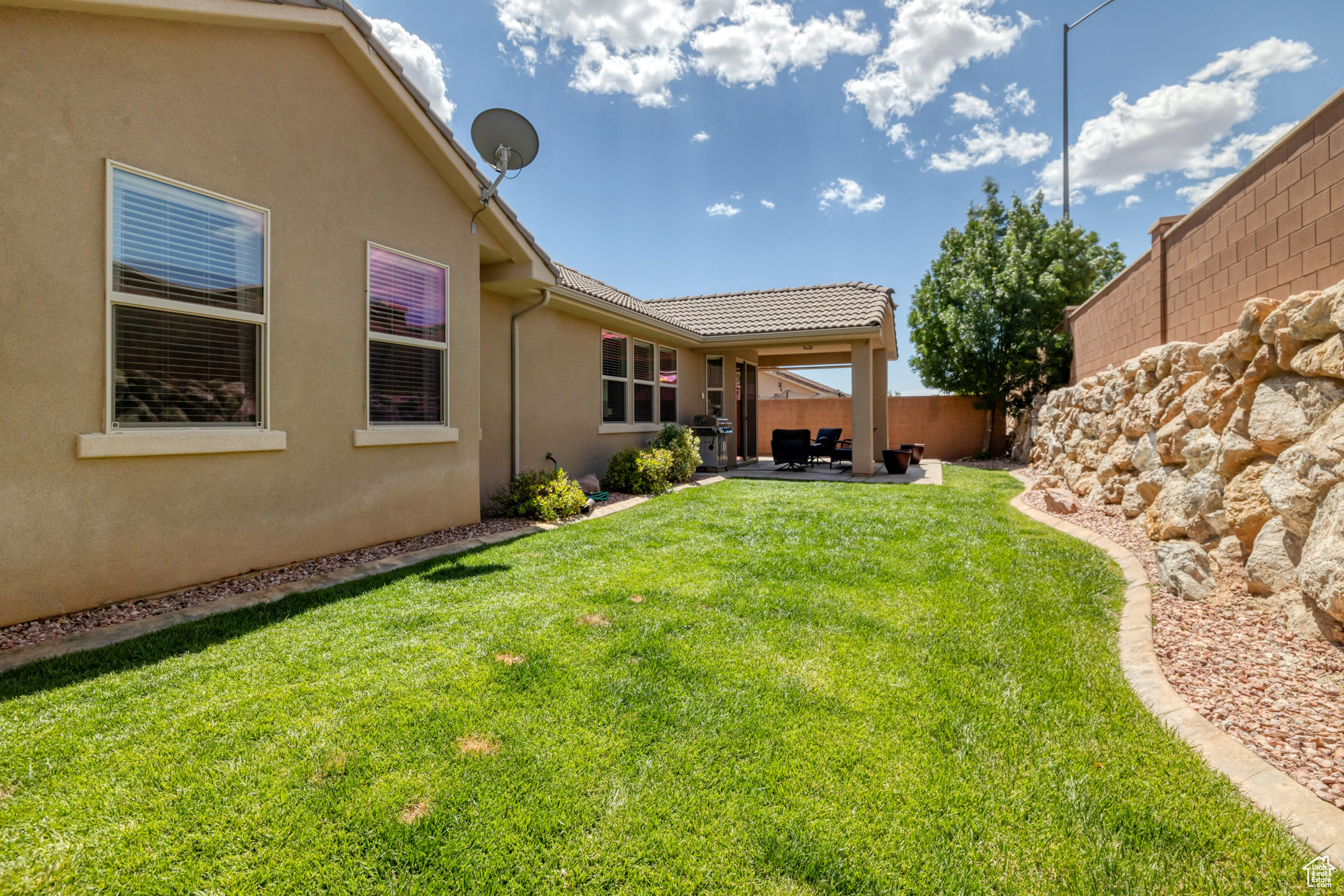 281 E MUNICH S, St. George, Utah 84790, 3 Bedrooms Bedrooms, 10 Rooms Rooms,2 BathroomsBathrooms,Residential,For sale,MUNICH,1999076