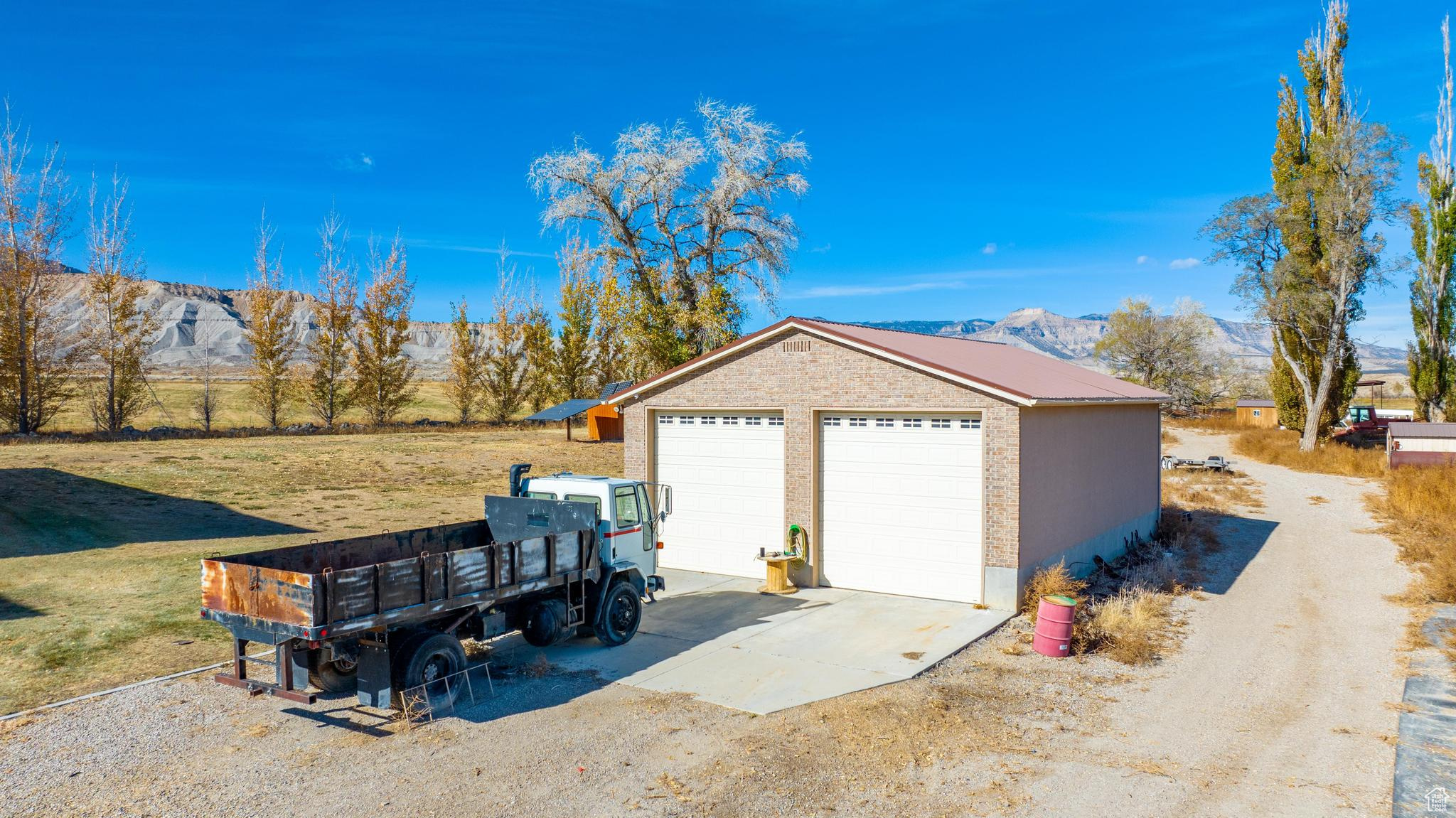 Large detached garage.