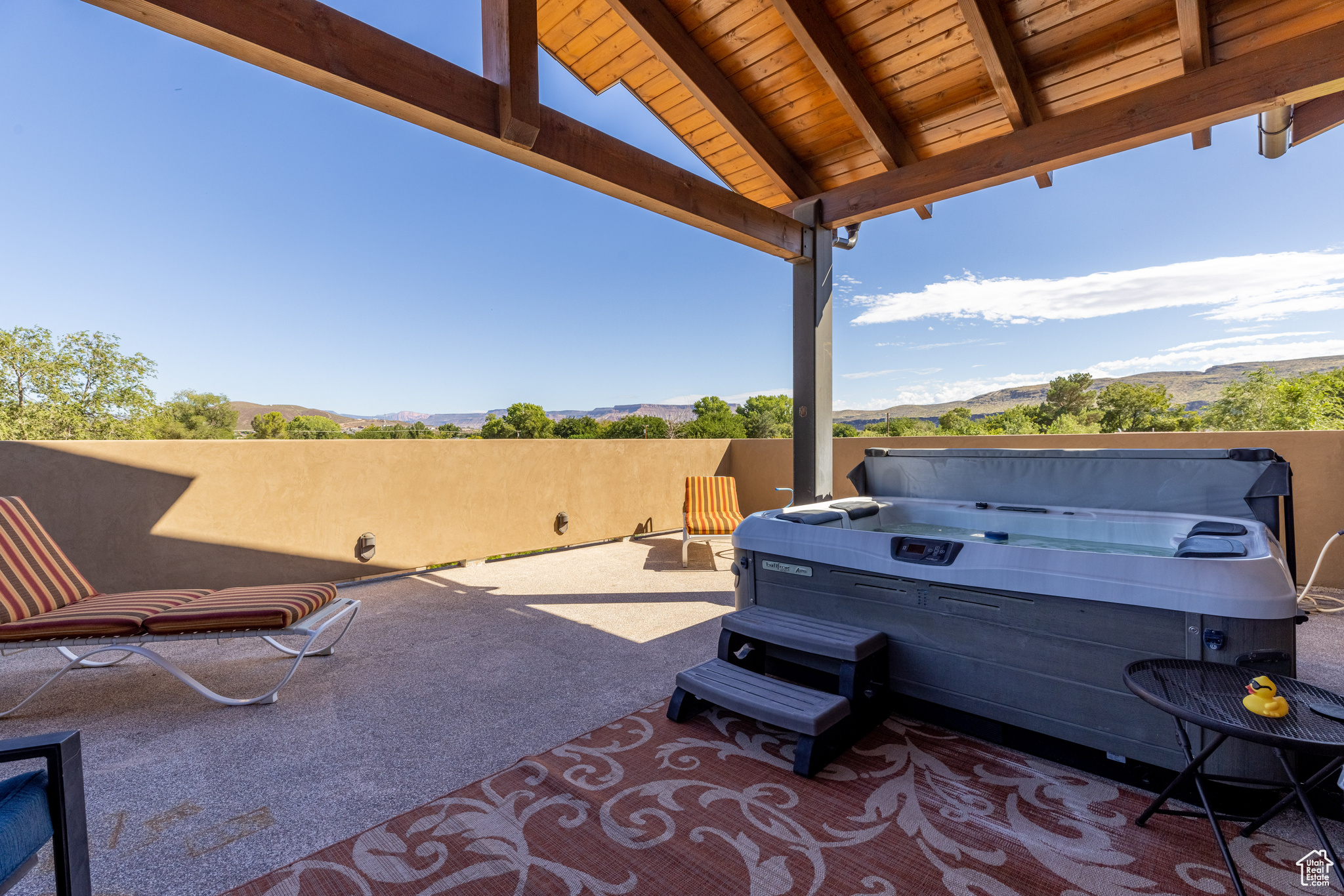 Spa deck with terrific views of Zion park Kolob Canyons, Pine Mountain and Hurrican Cliffs