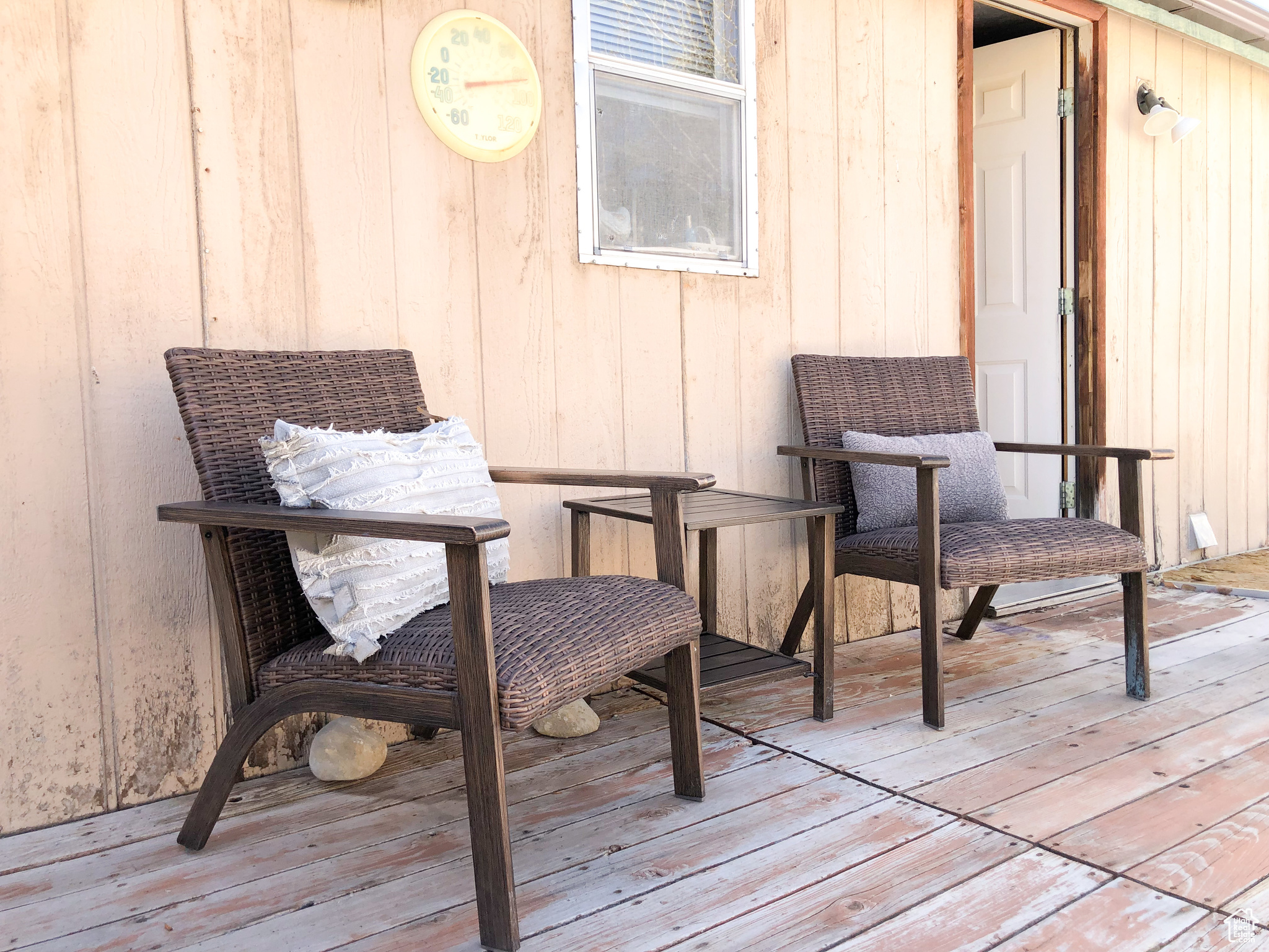 Back deck seating