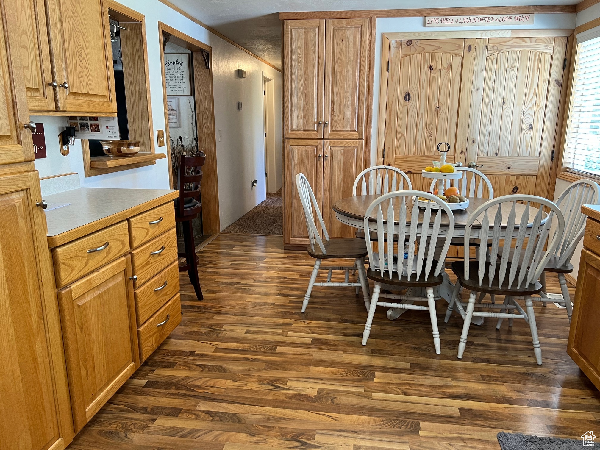 Kitchen/ Dining Space