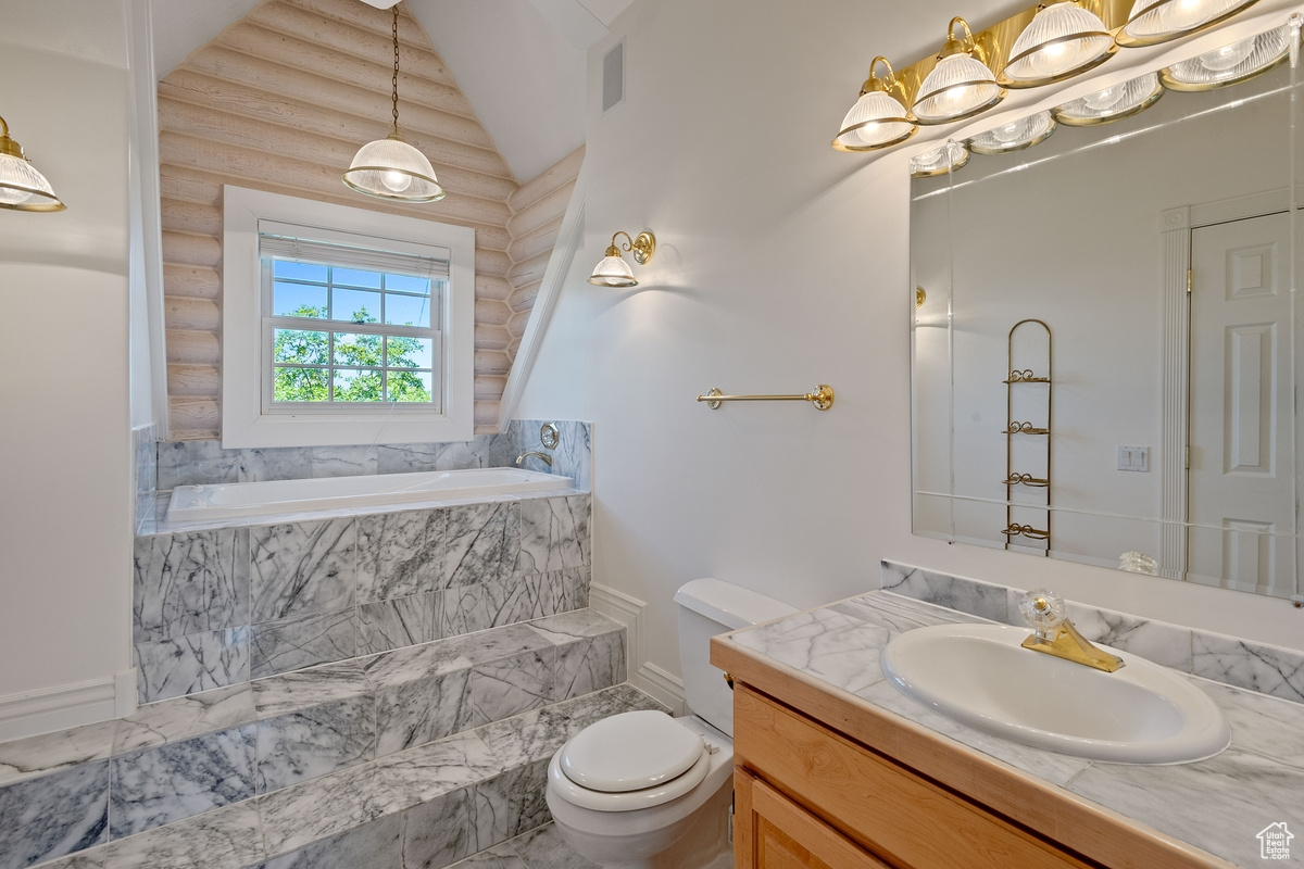 Upstairs Bathroom w/linen closet & storage.