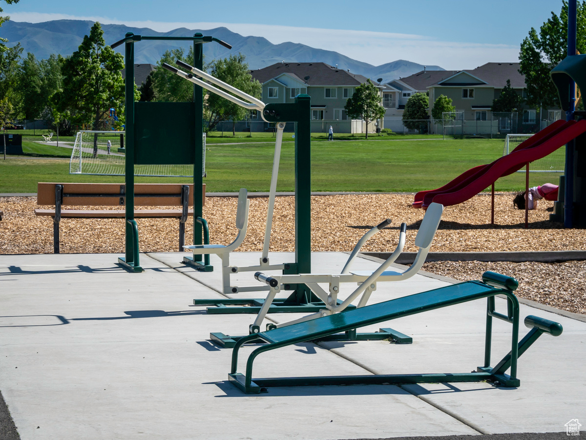 View of property's community featuring a mountain view