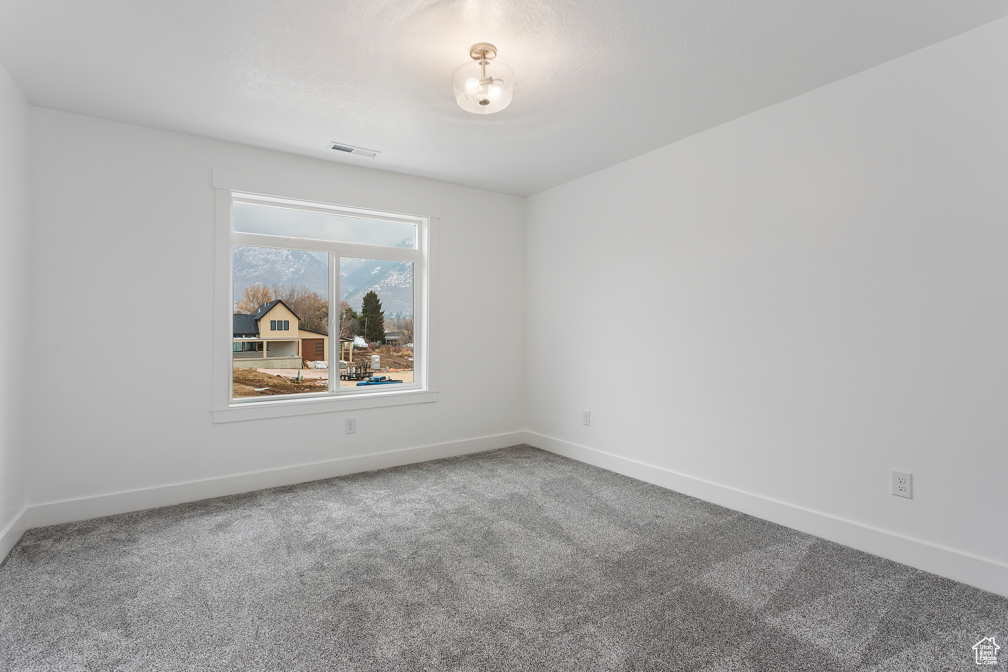 Empty room with carpet