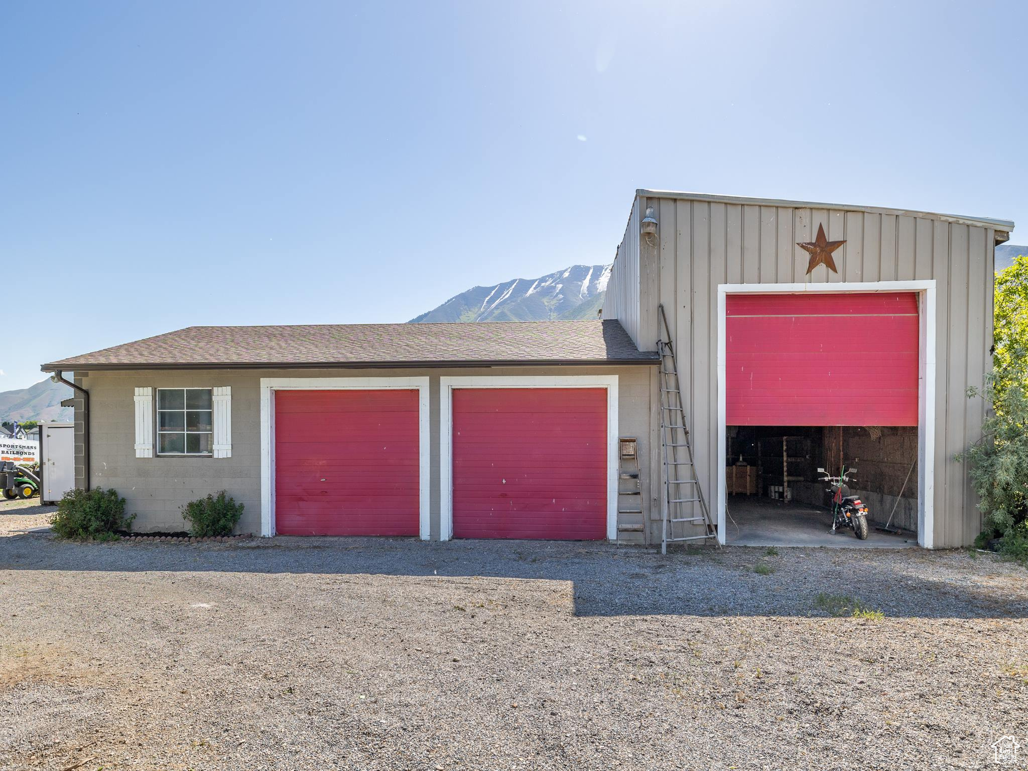 713 S 3400 E, Spanish Fork, Utah 84660, 5 Bedrooms Bedrooms, 19 Rooms Rooms,2 BathroomsBathrooms,Residential,For sale,3400,2001460