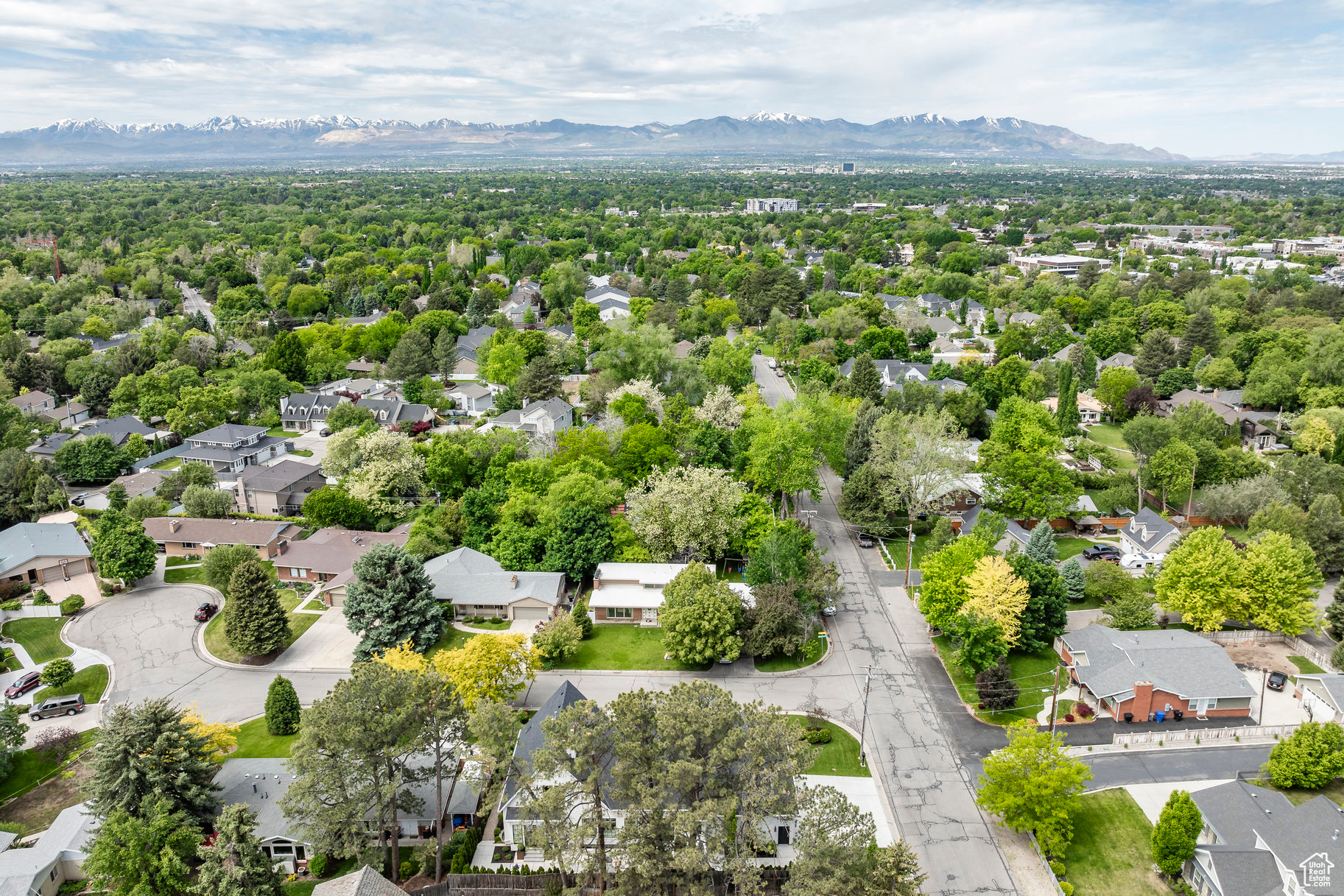 4731 S MARABOW, Holladay, Utah 84117, 5 Bedrooms Bedrooms, 20 Rooms Rooms,4 BathroomsBathrooms,Residential,For sale,MARABOW,2001738