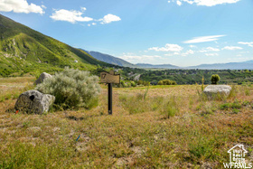 View of mountain feature